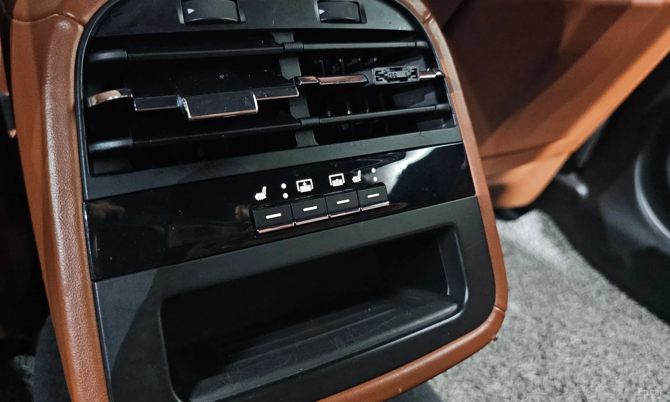 Maserati Quattroporte превью 19