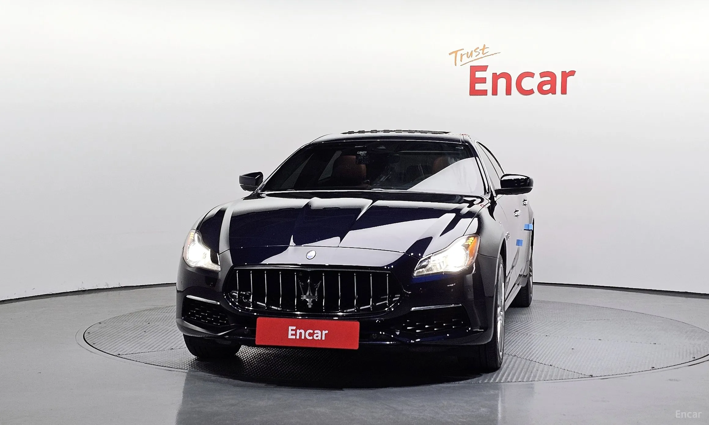 Maserati Quattroporte превью 3