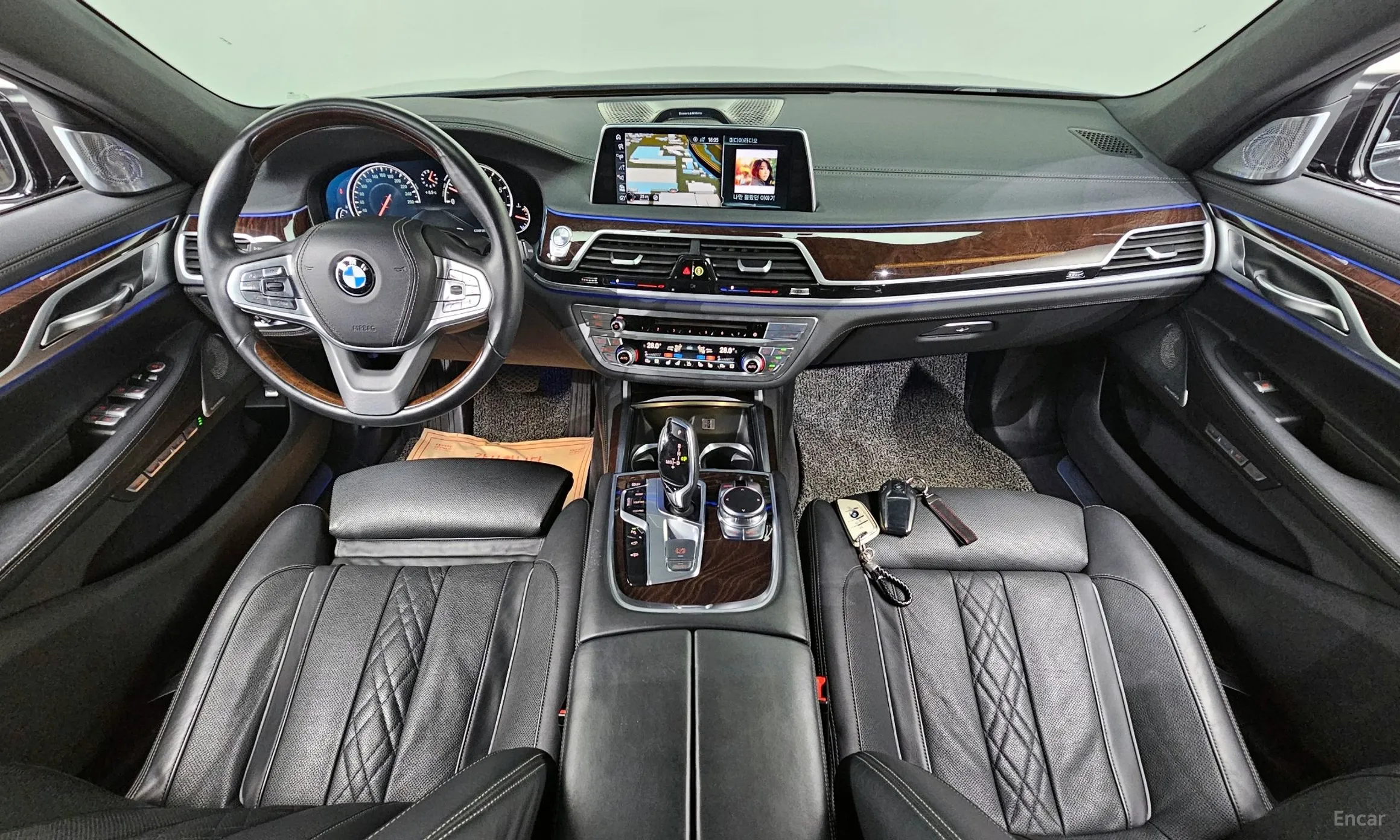 BMW 7 Series (G11) превью 7