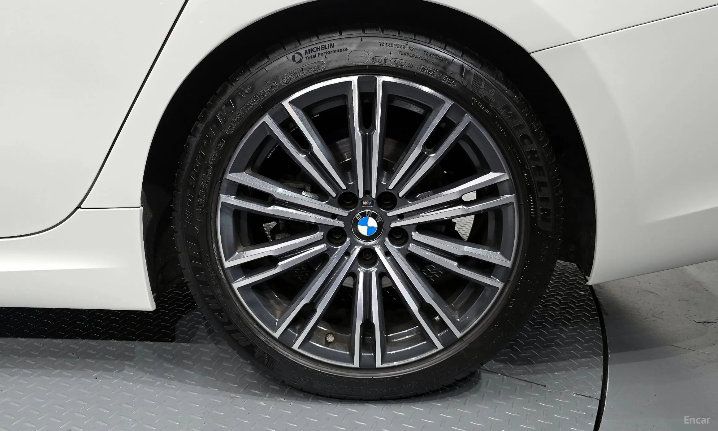 BMW 3 Series (G20) превью 5