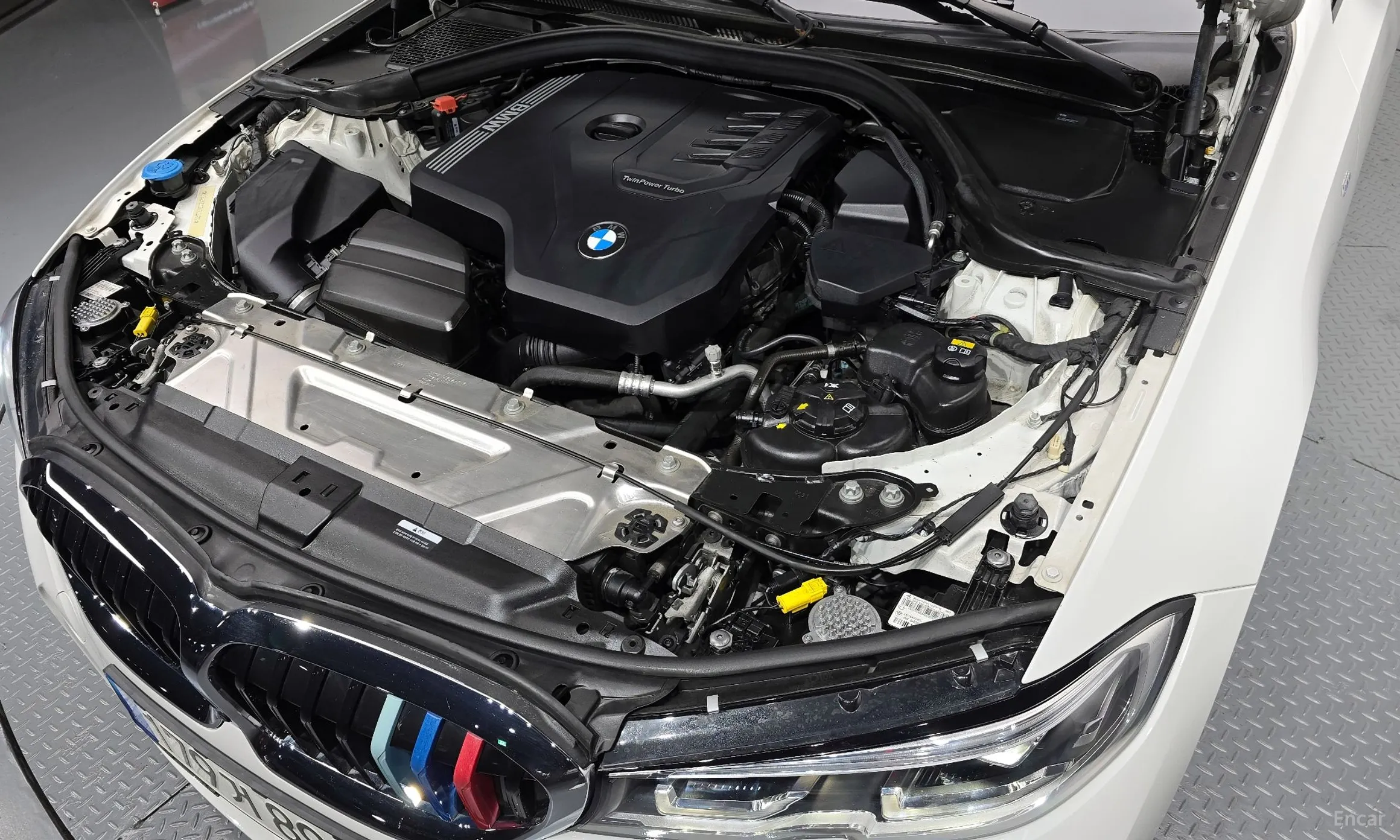 BMW 3 Series (G20) превью 6