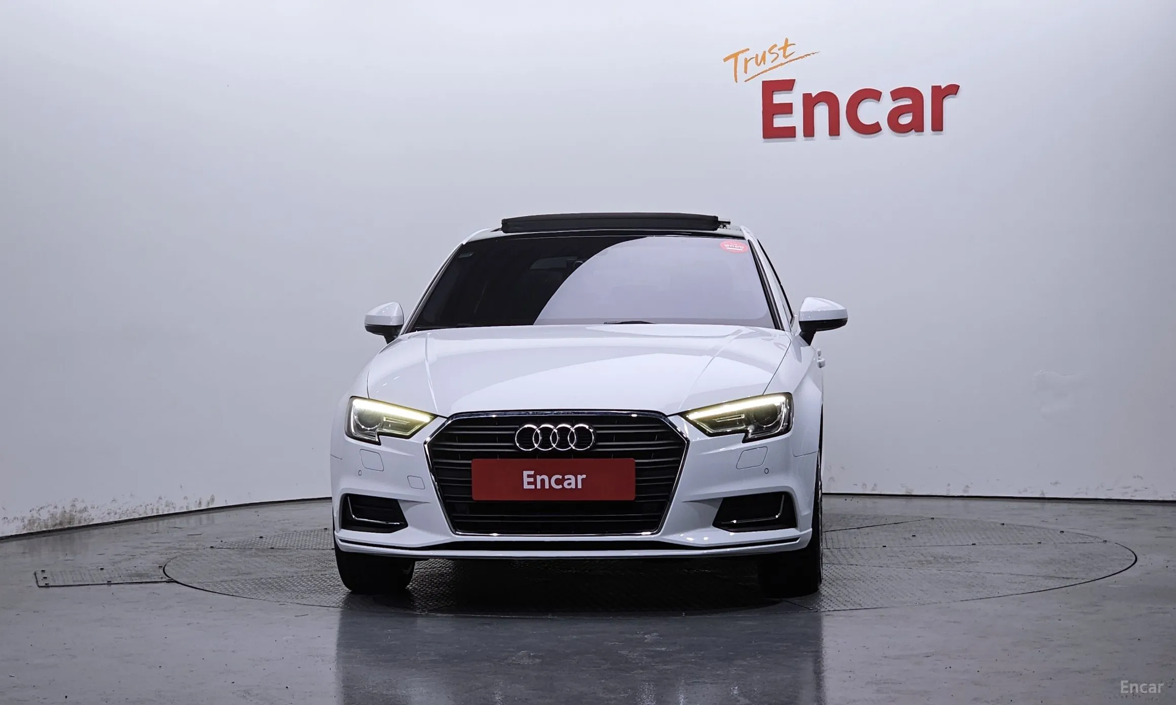Audi New A3 превью 3