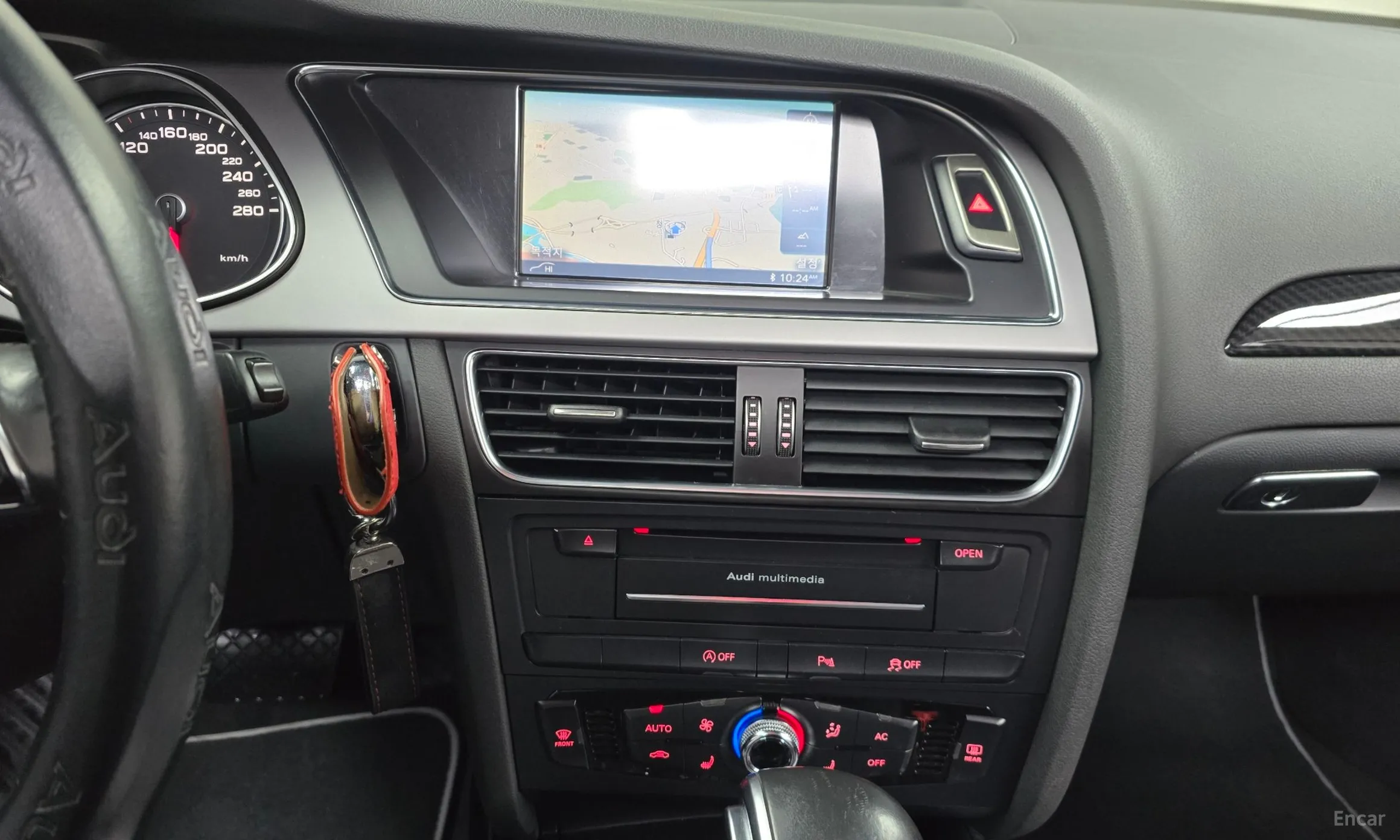 Audi New A4 превью 14