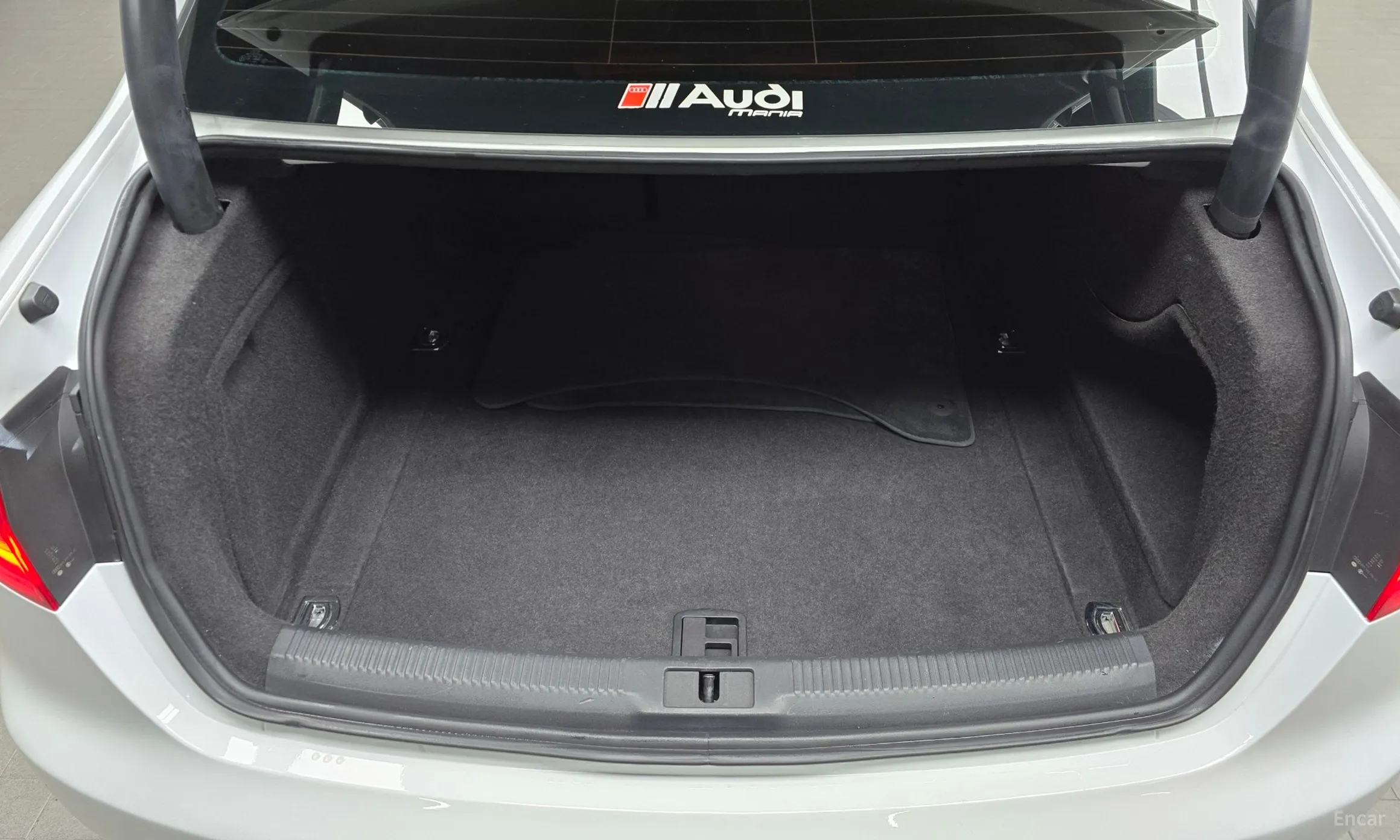 Audi New A4 превью 20