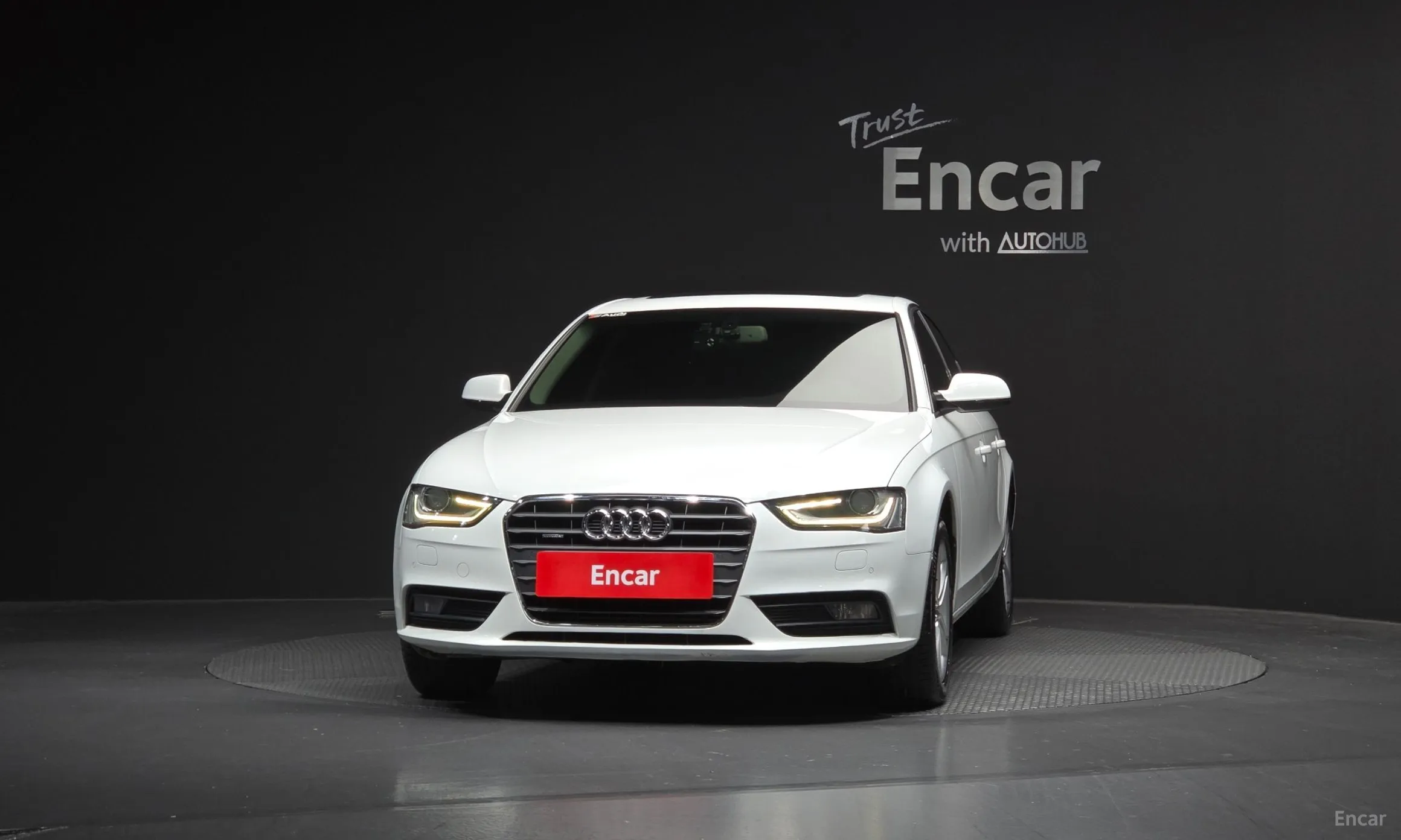 Audi New A4 превью 3