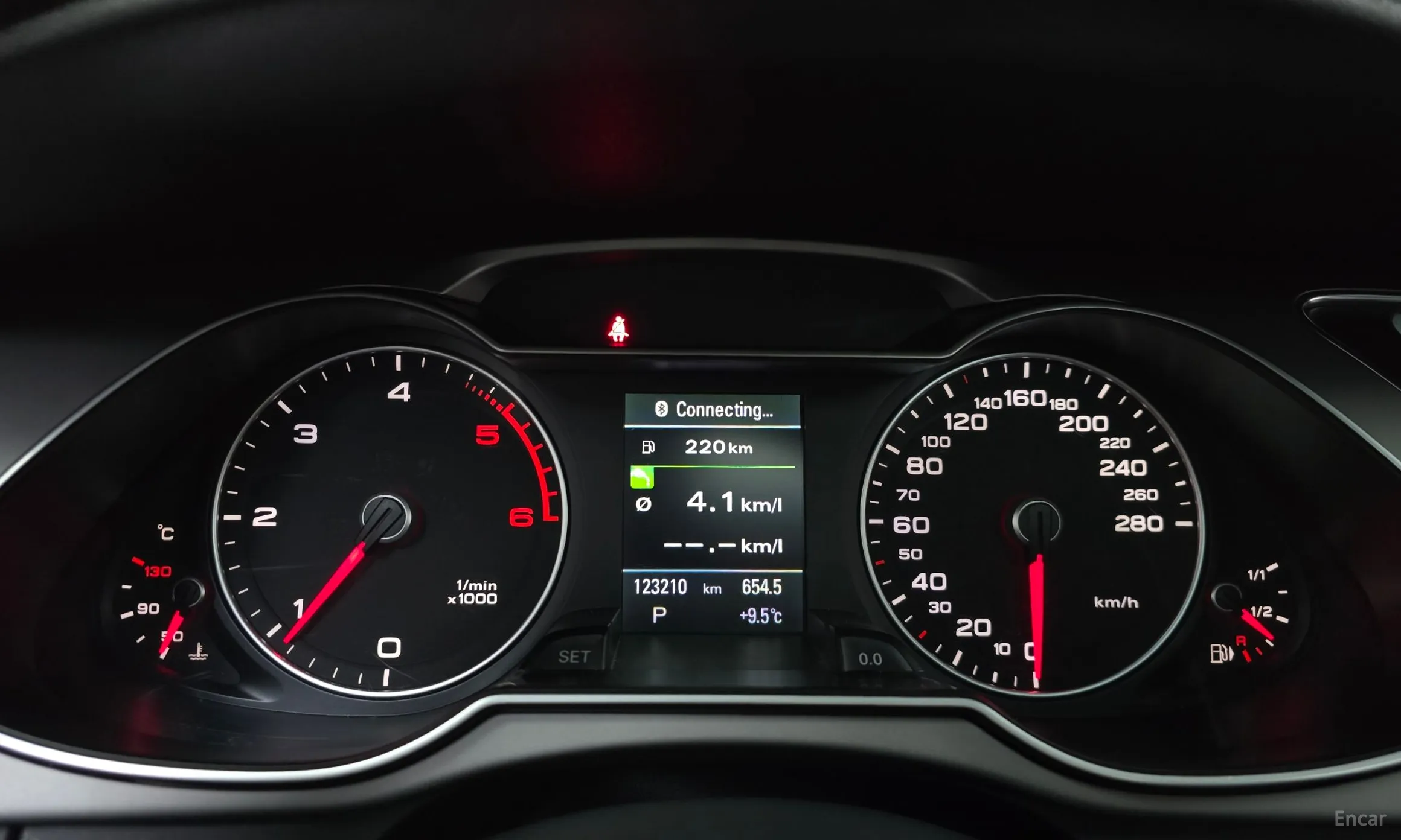 Audi New A4 превью 8