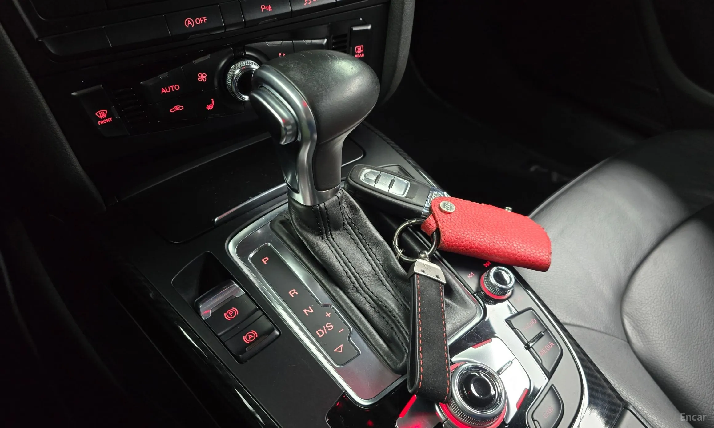 Audi New A4 превью 9