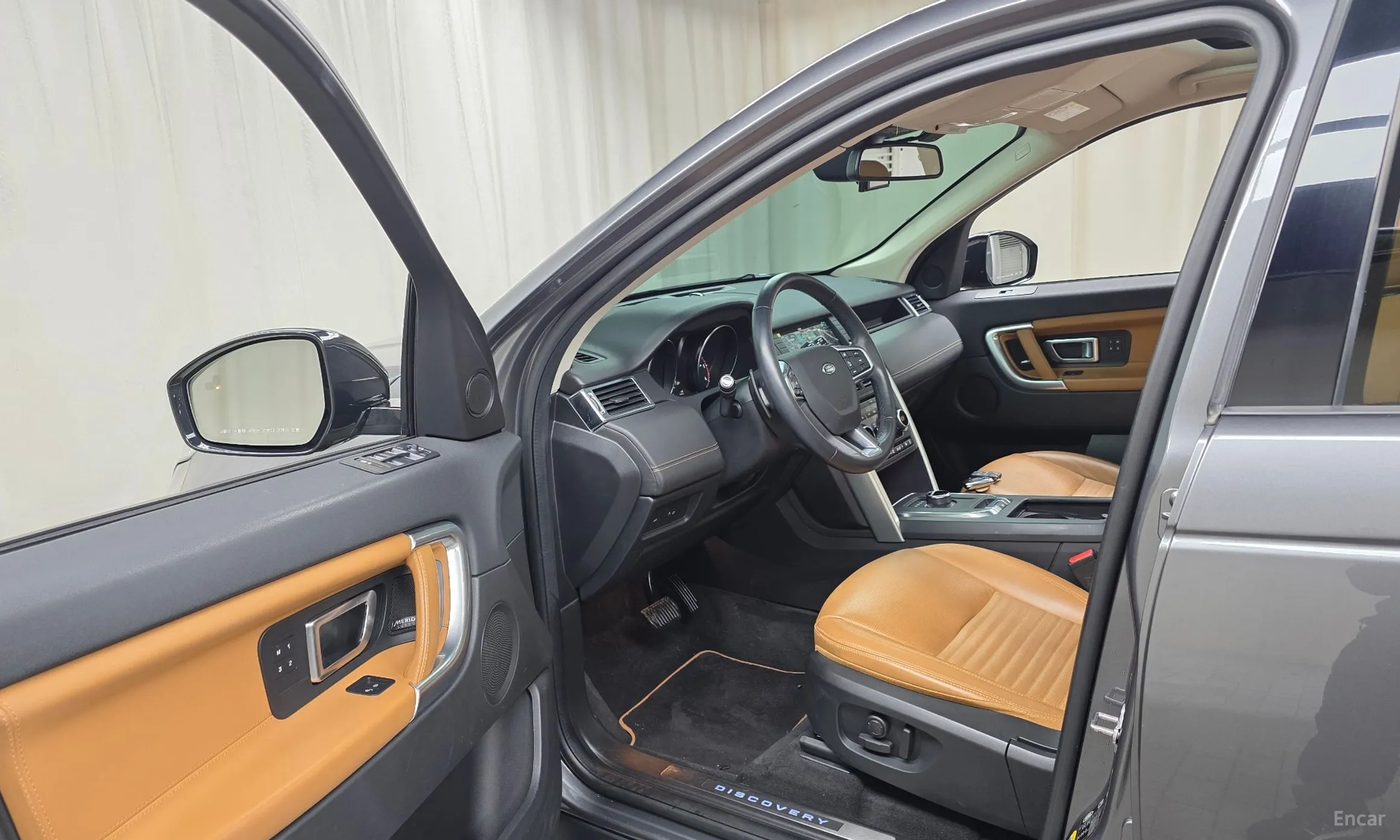 Land Rover Discovery Sports превью 12