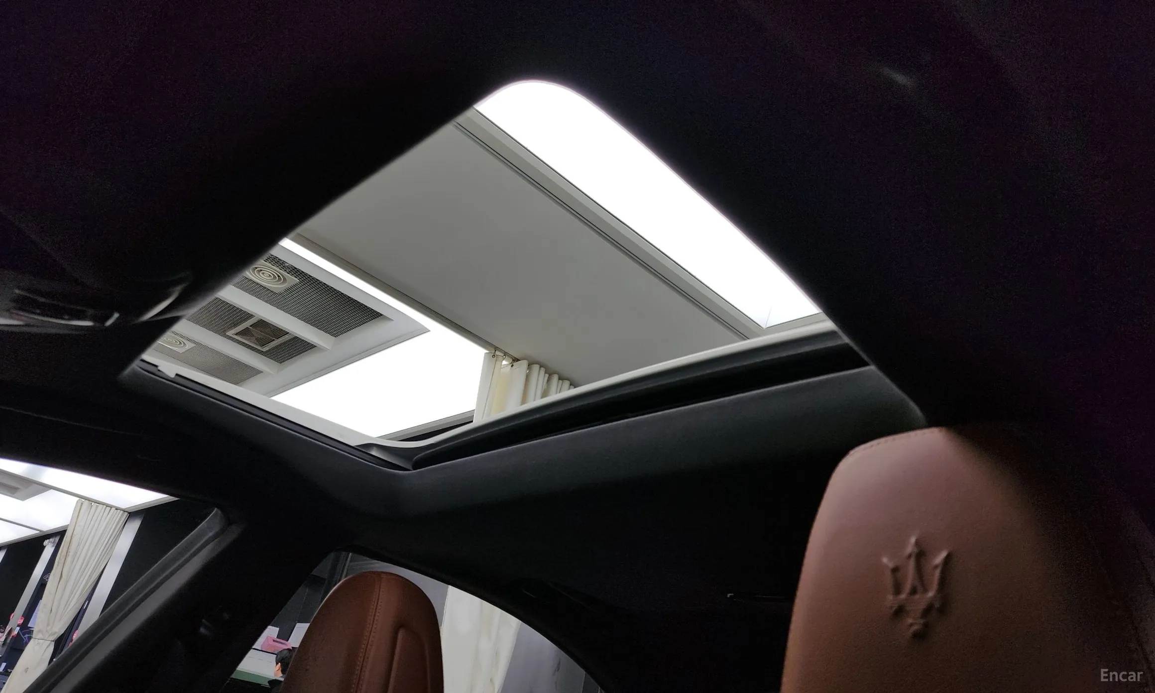 Maserati Ghibli превью 18