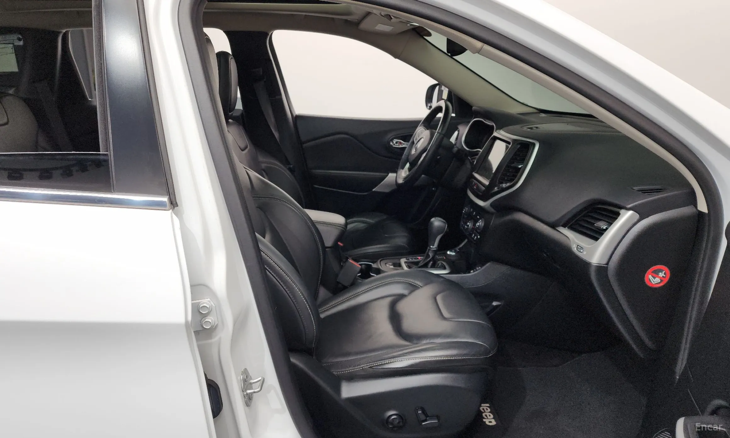 Jeep Cherokee (KL) превью 11