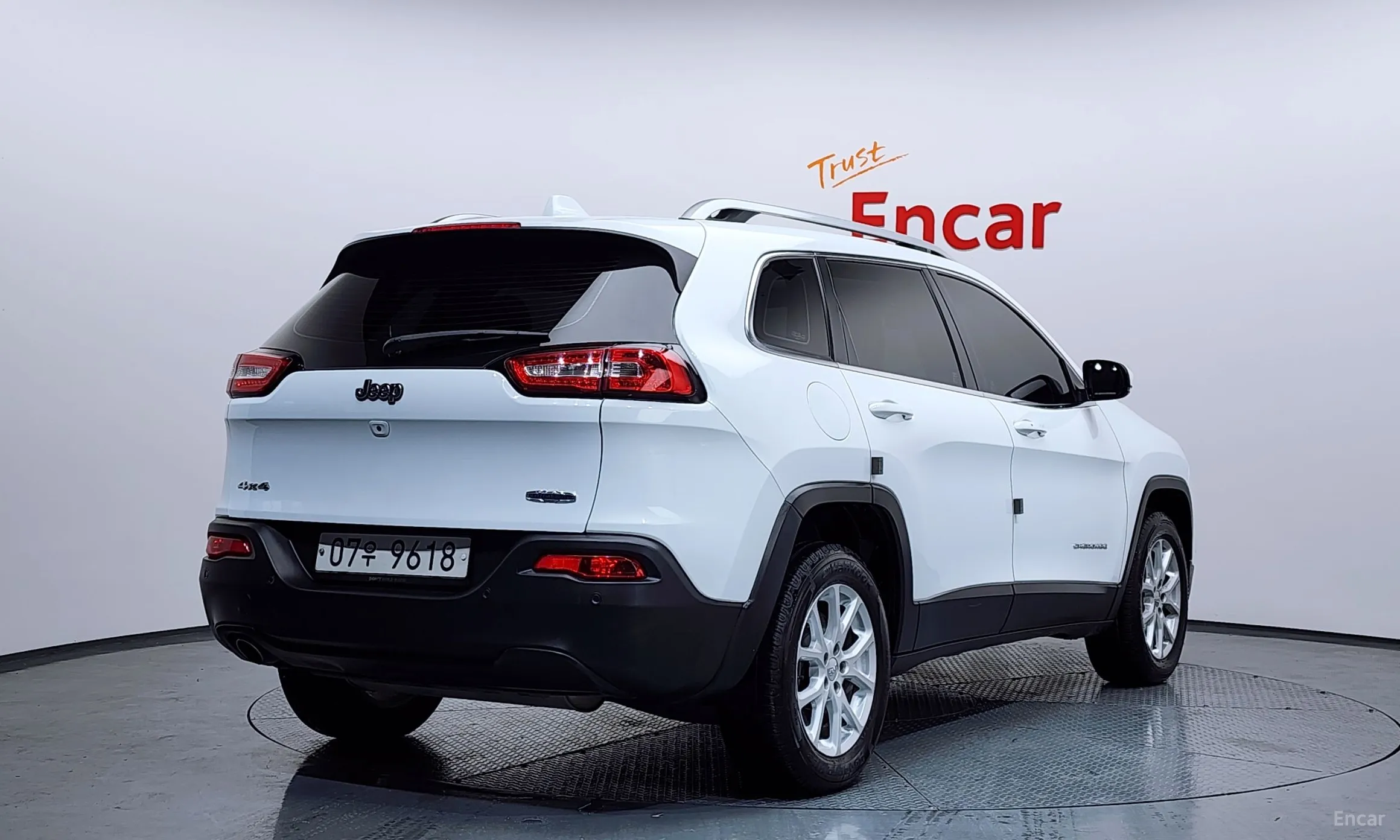 Jeep Cherokee (KL) превью 2