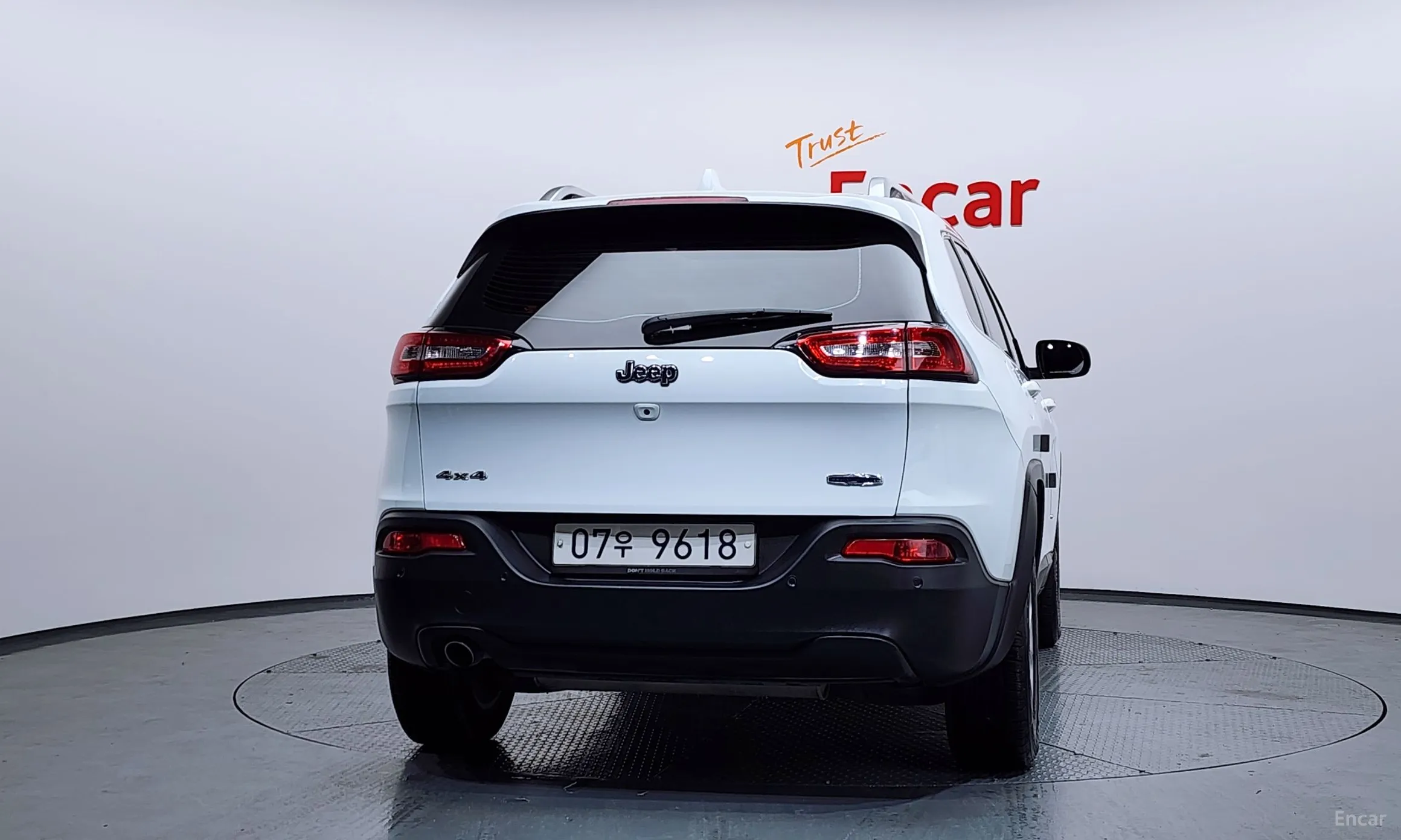 Jeep Cherokee (KL) превью 4