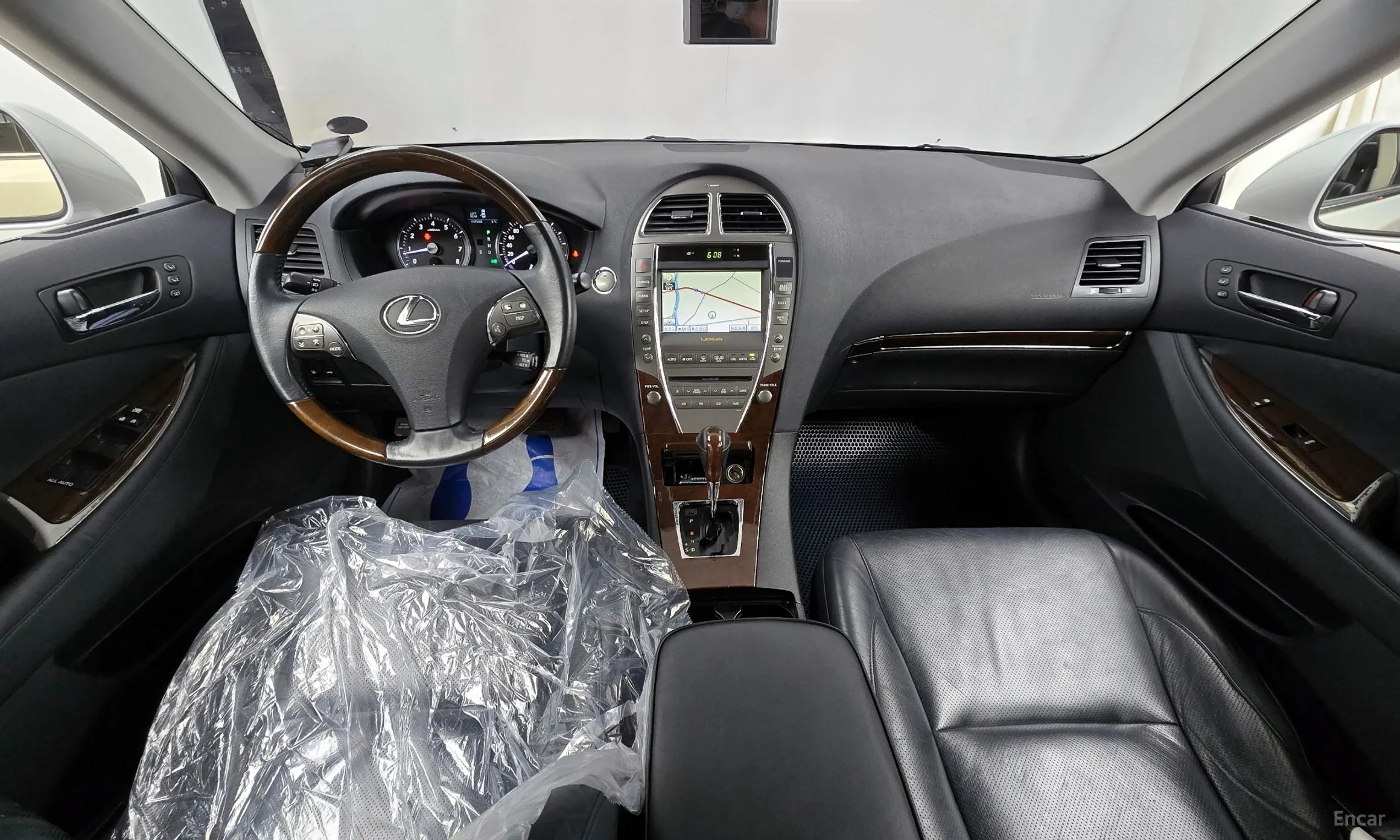 Lexus ES350 превью 7