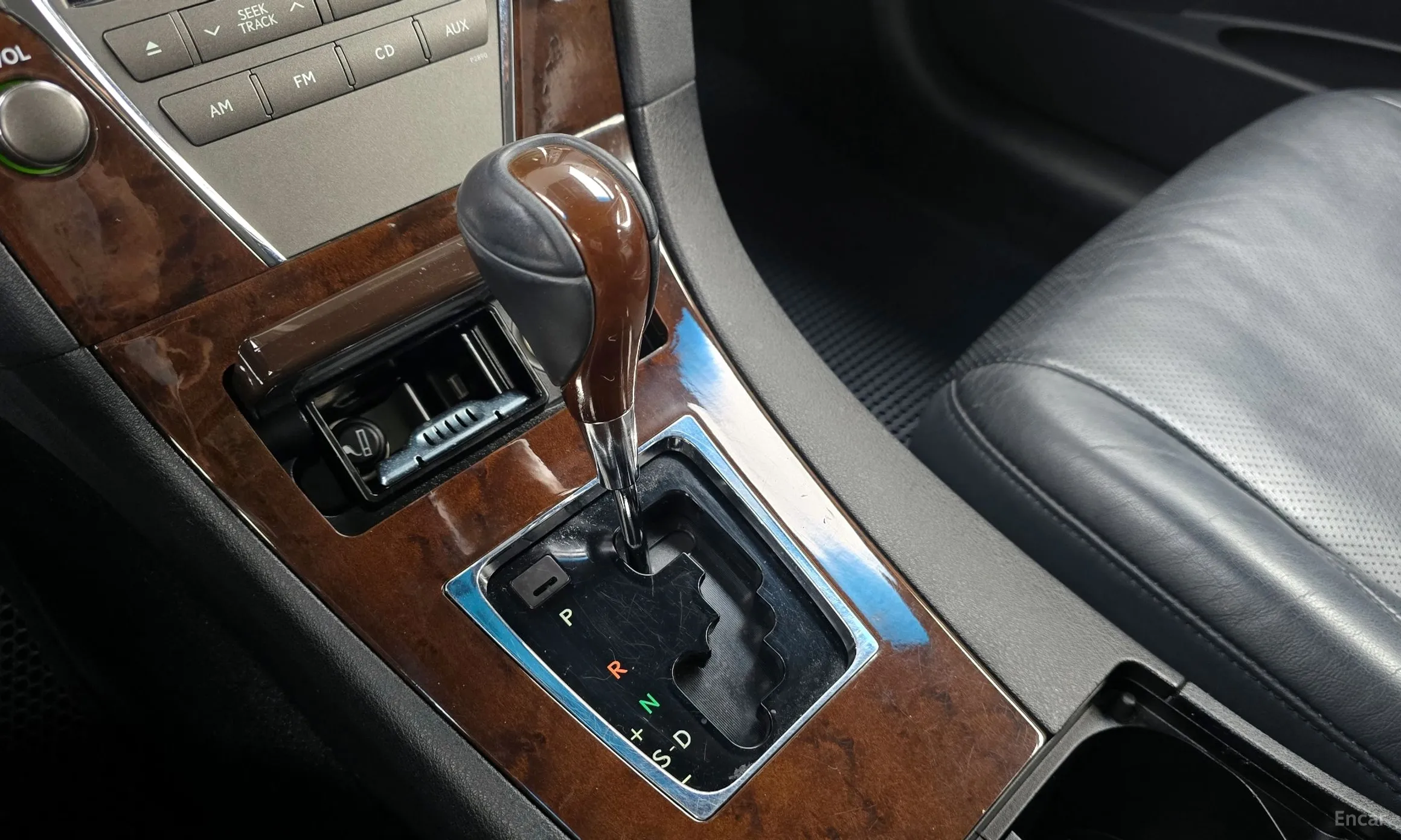 Lexus ES350 превью 9