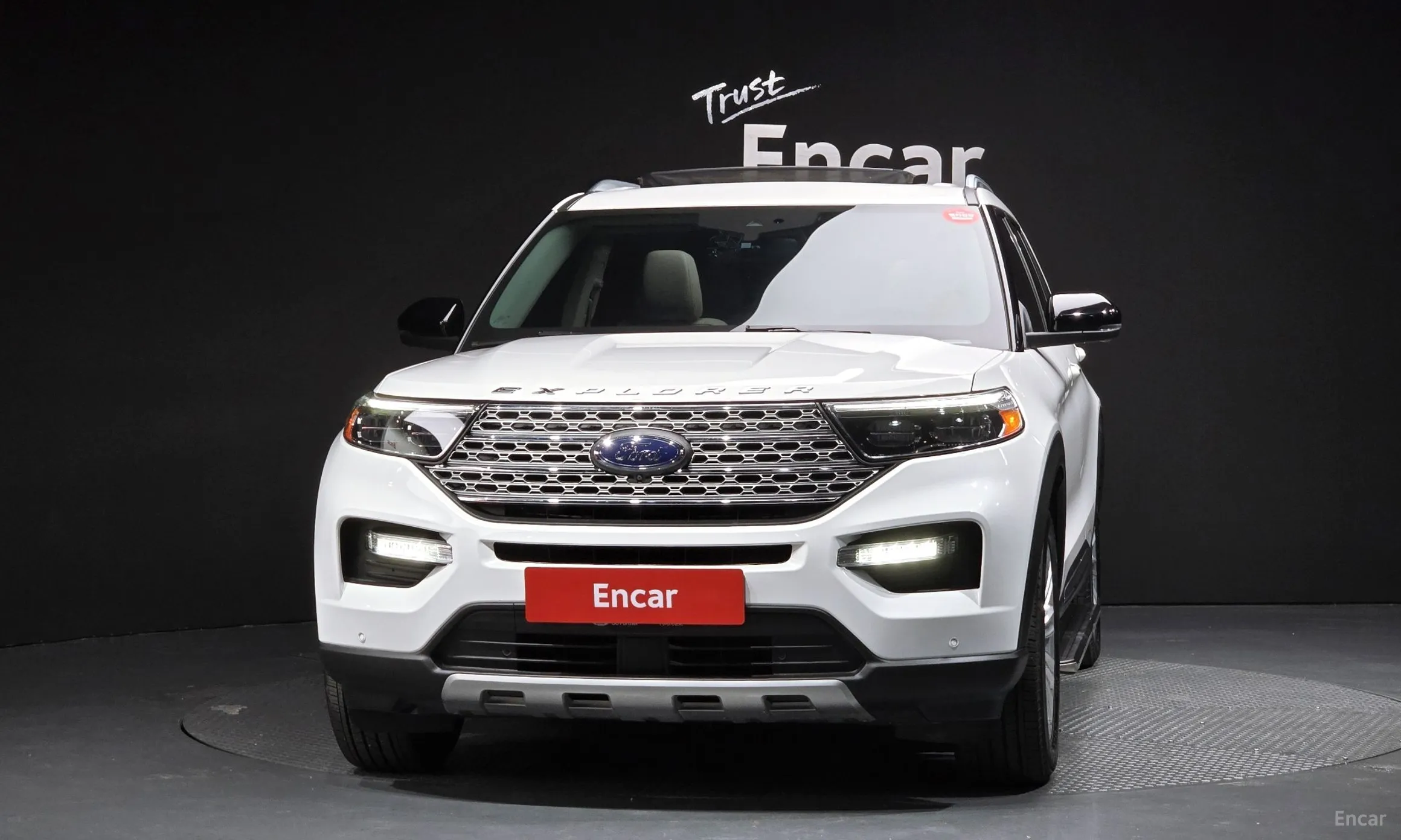 Ford Explorer 6th Generation превью 3