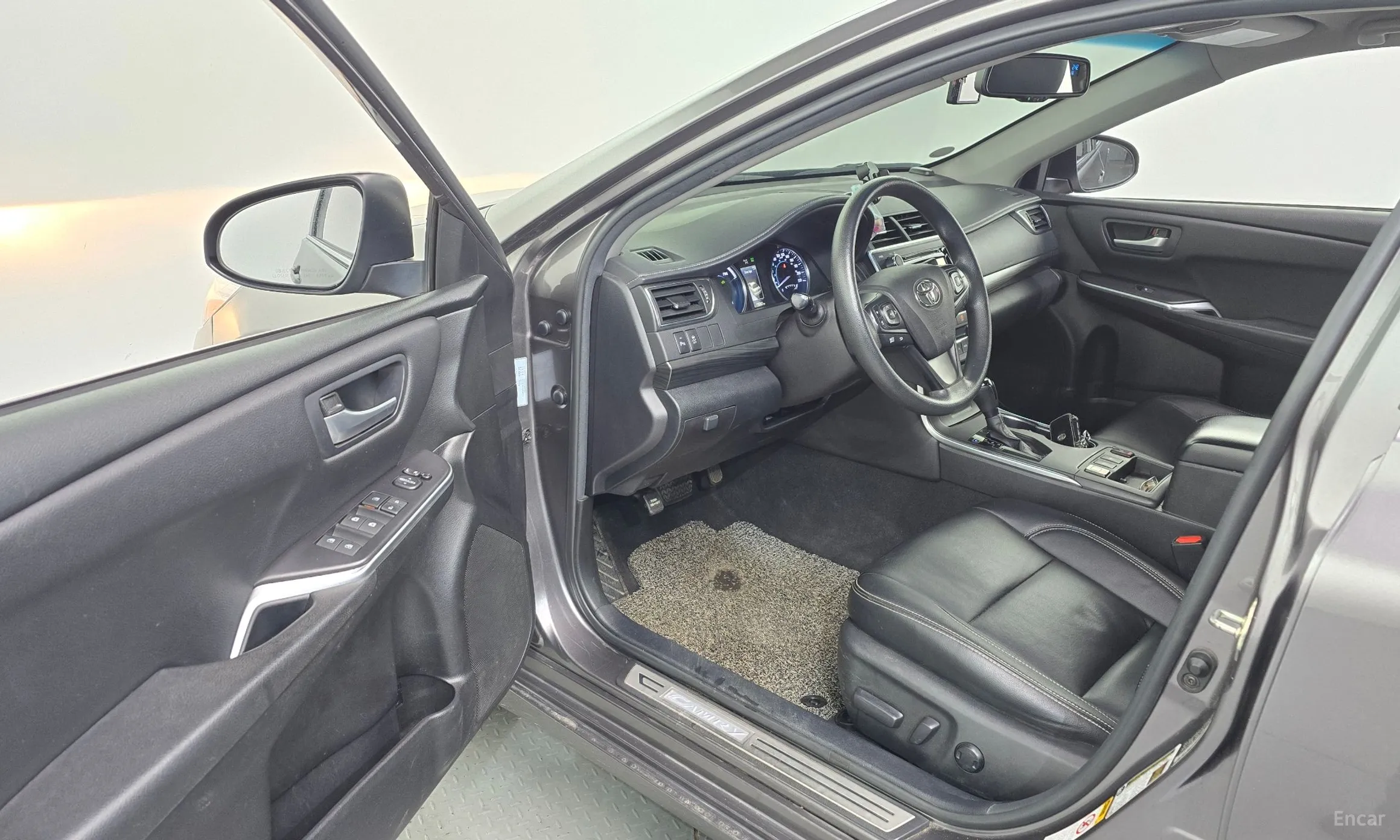 Toyota New Camry превью 10