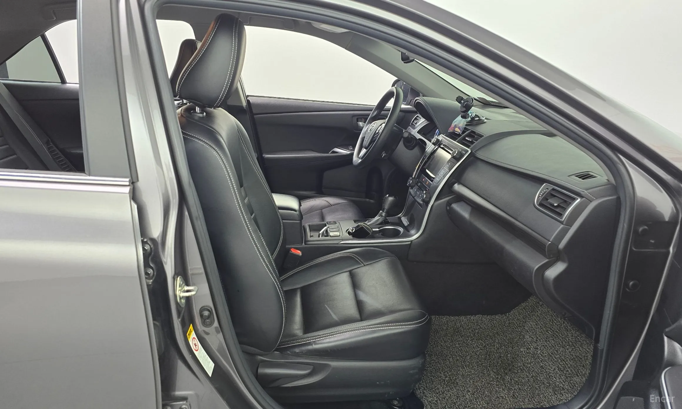 Toyota New Camry превью 11