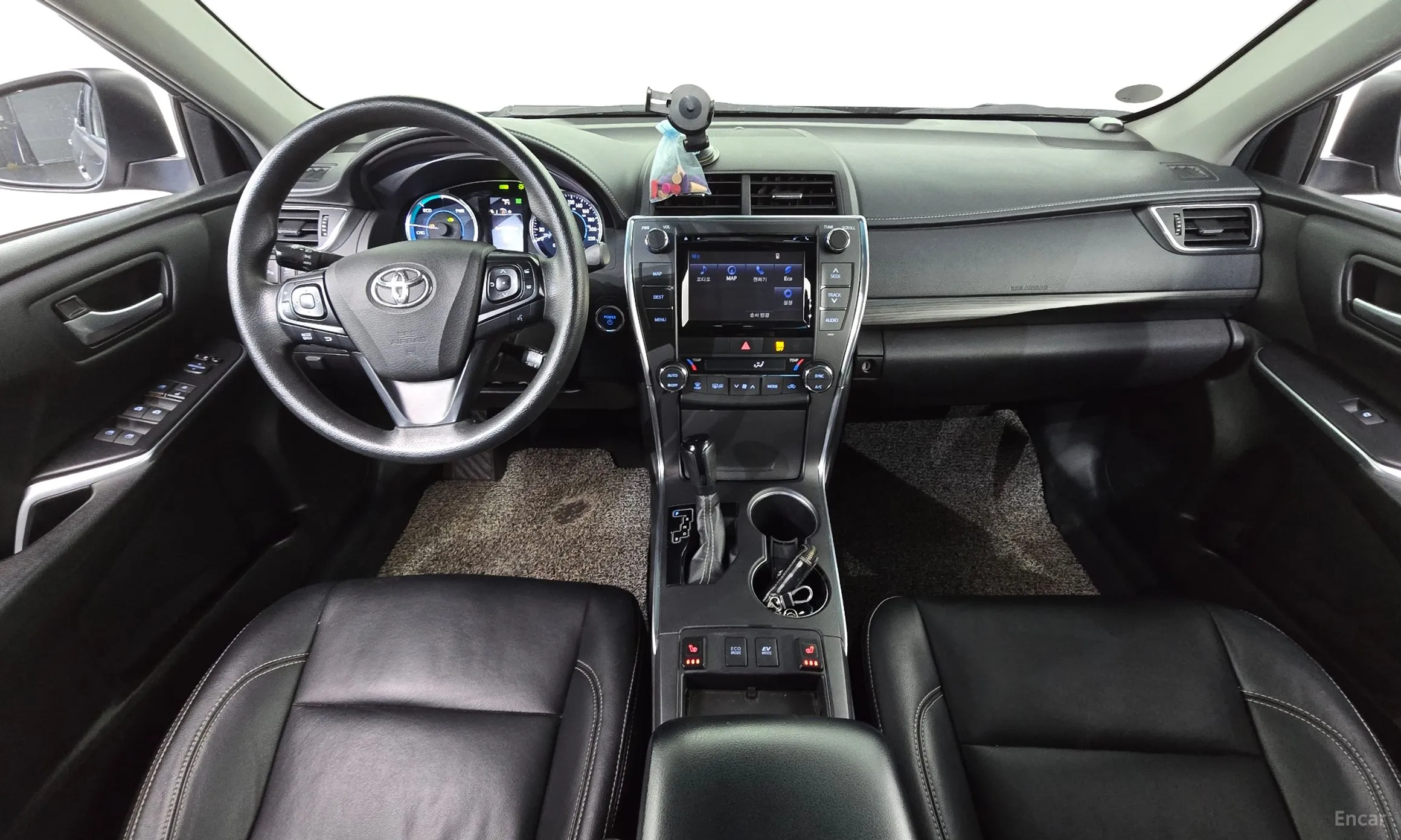 Toyota New Camry превью 7
