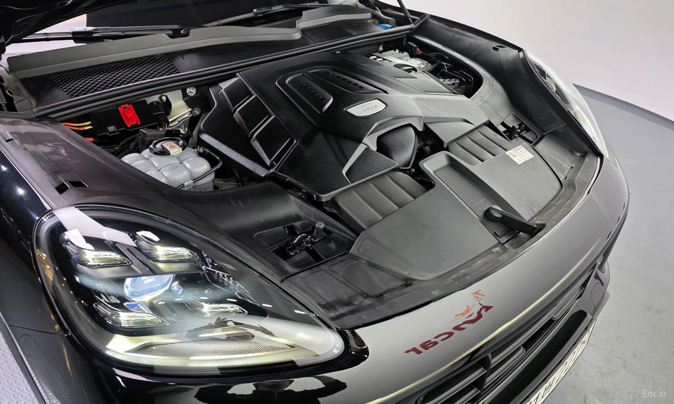 Porsche Cayenne (PO536) превью 6