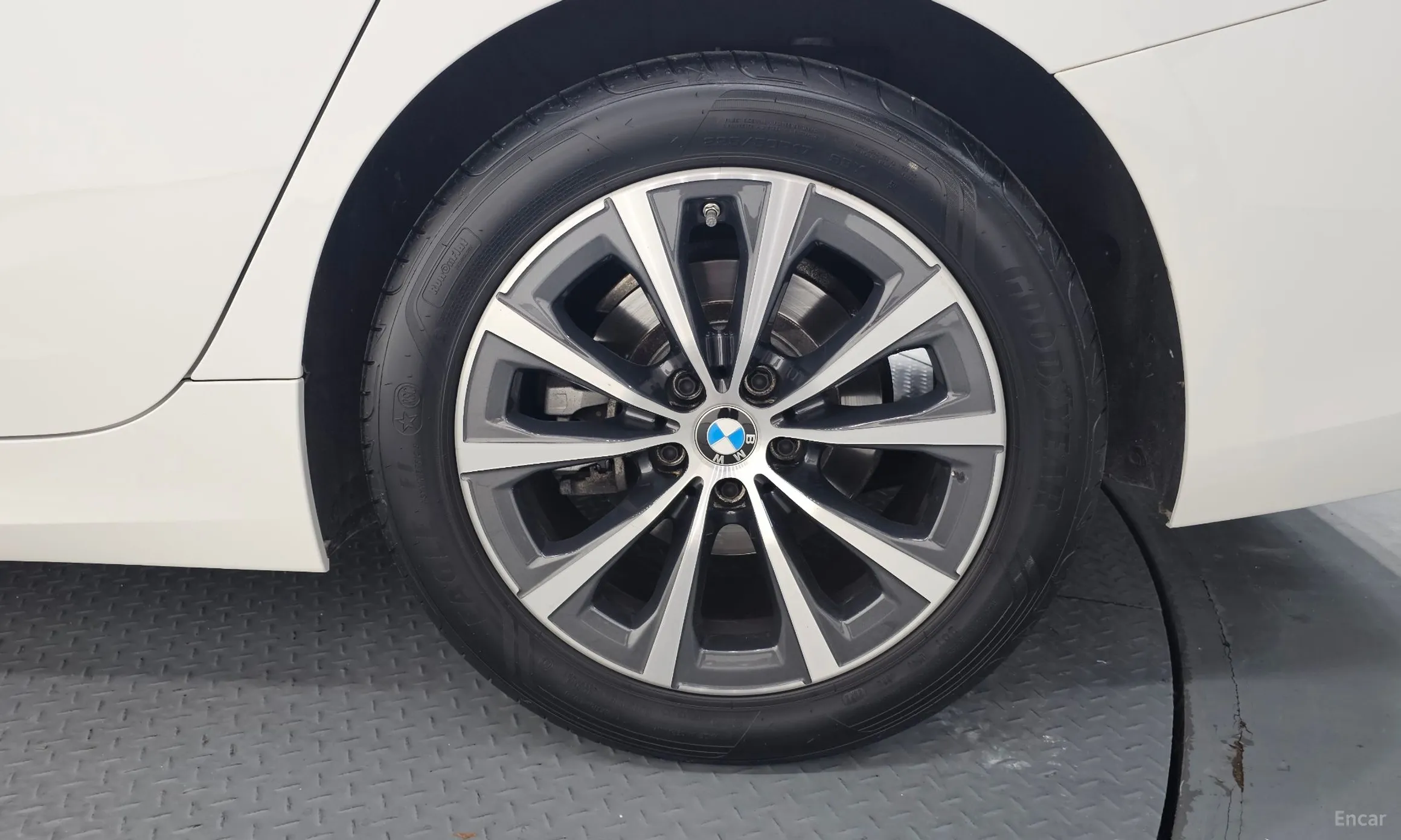 BMW 3 Series (G20) превью 5