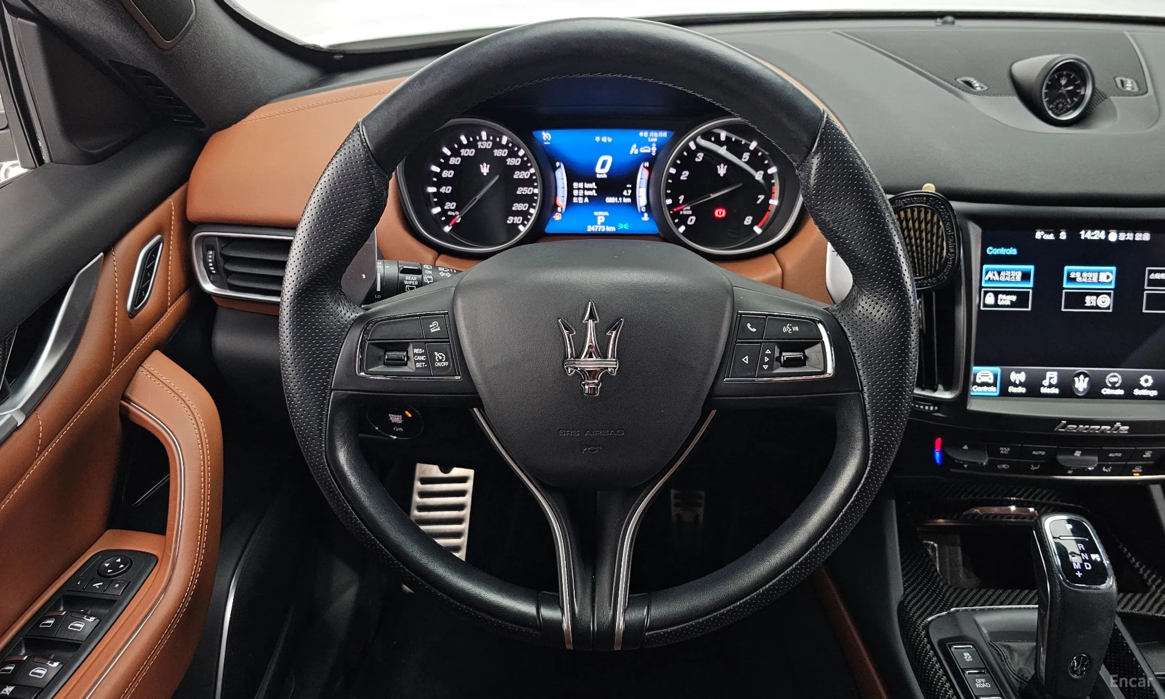 Maserati Levante превью 13
