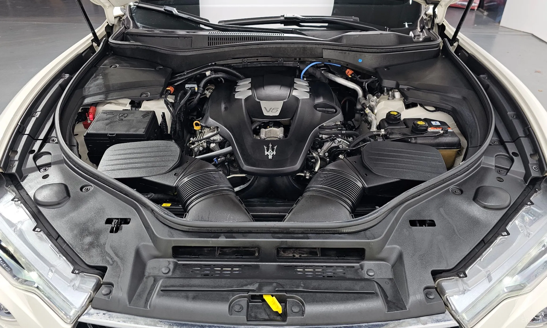 Maserati Levante превью 6
