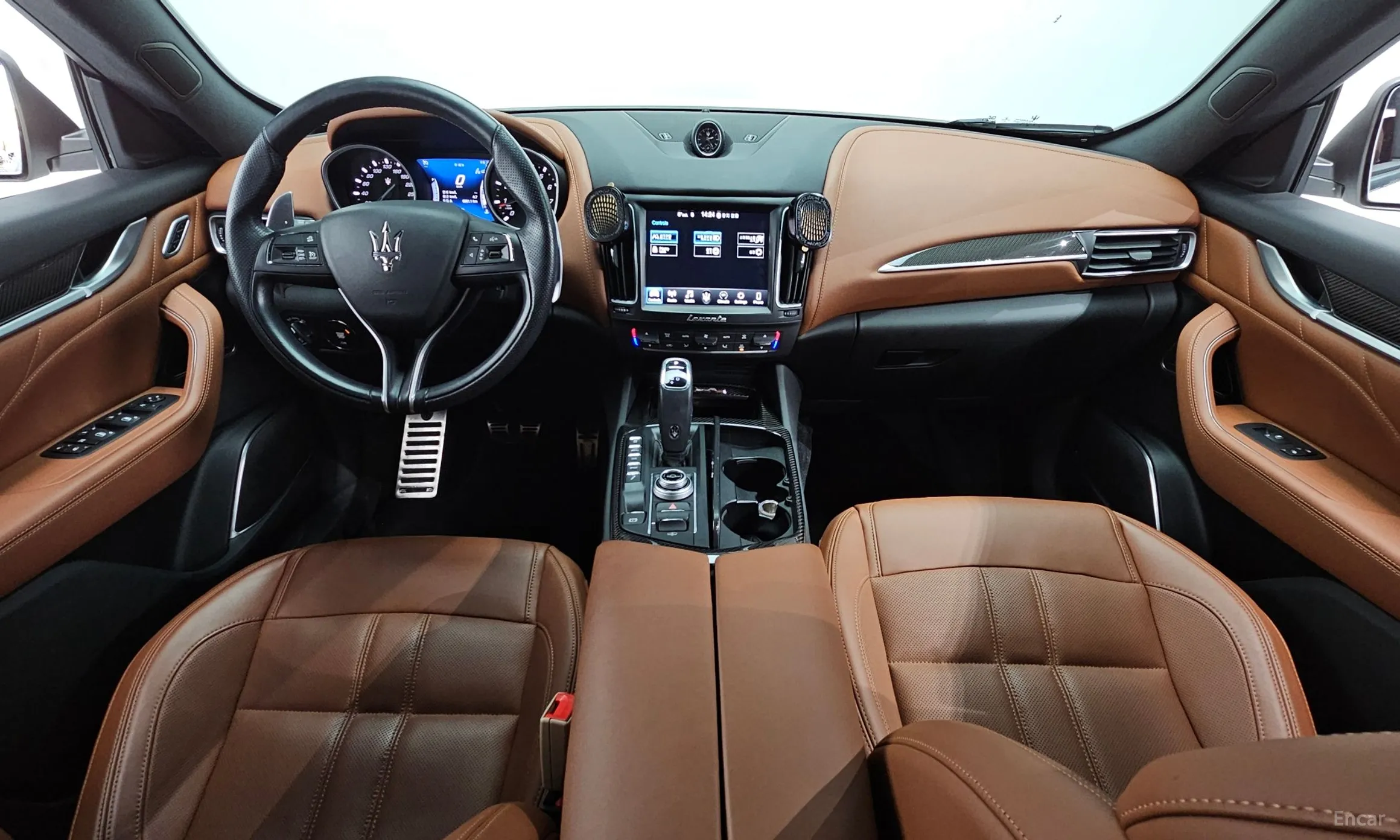 Maserati Levante превью 7