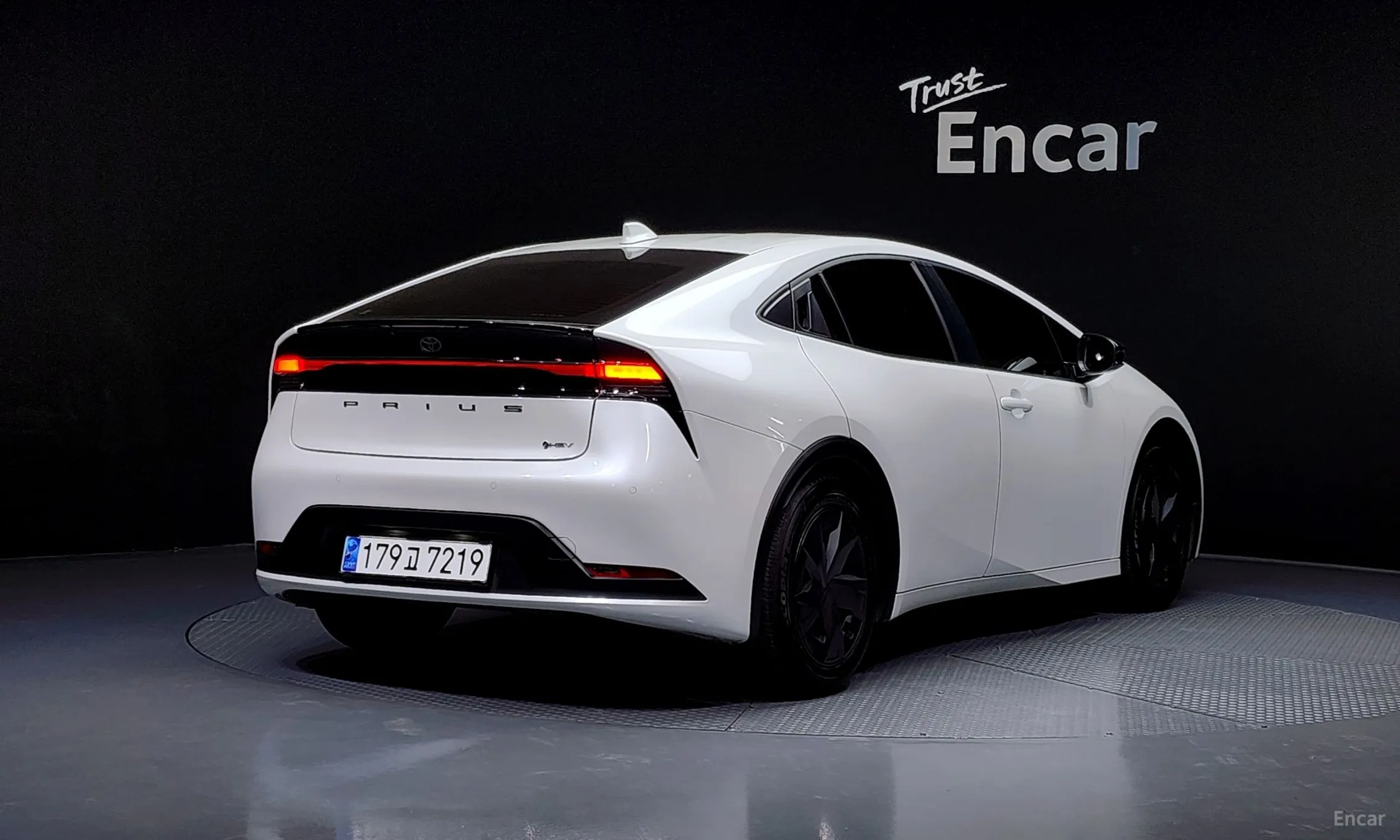 Toyota Prius 5th Generation превью 2