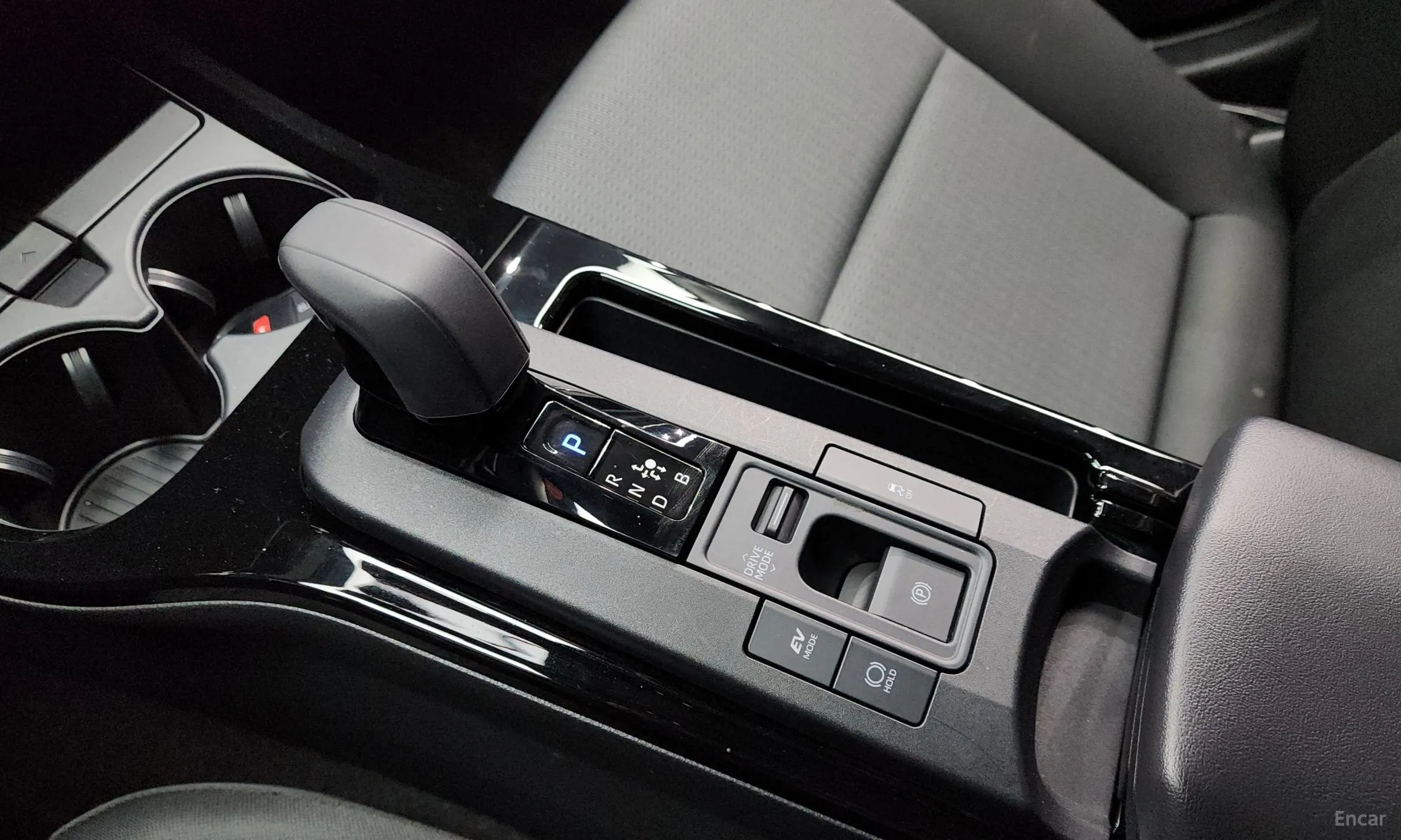 Toyota Prius 5th Generation превью 9