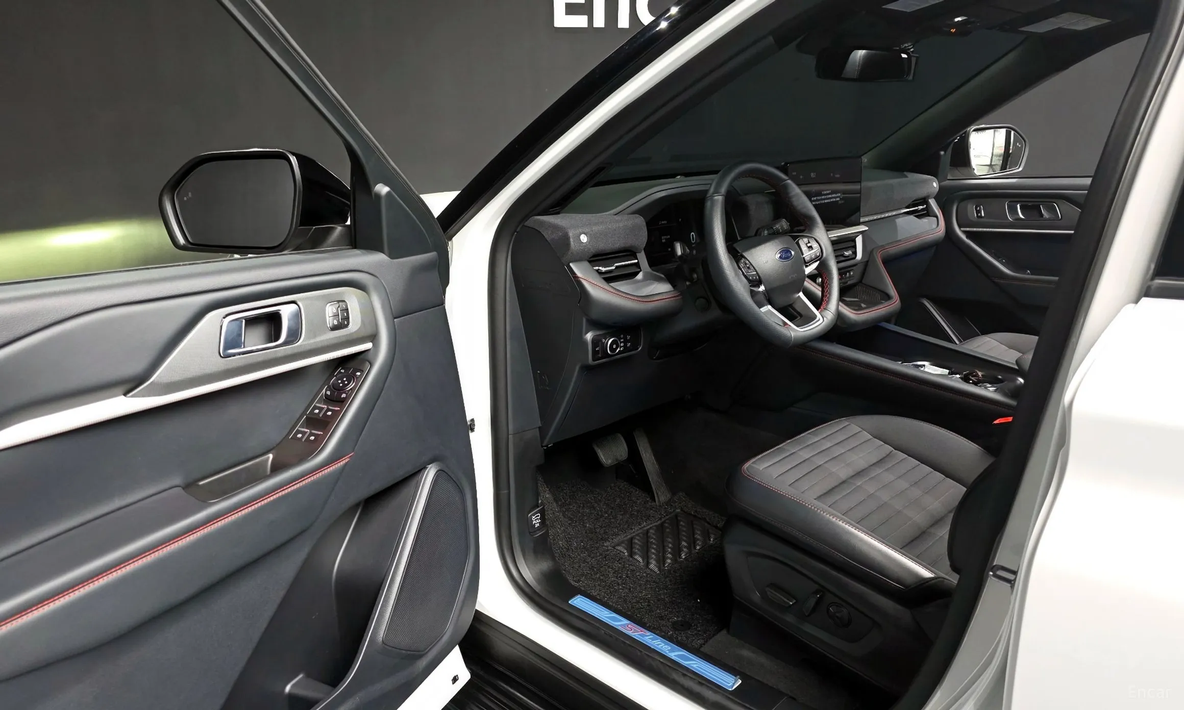 Ford Explorer 6th Generation превью 10