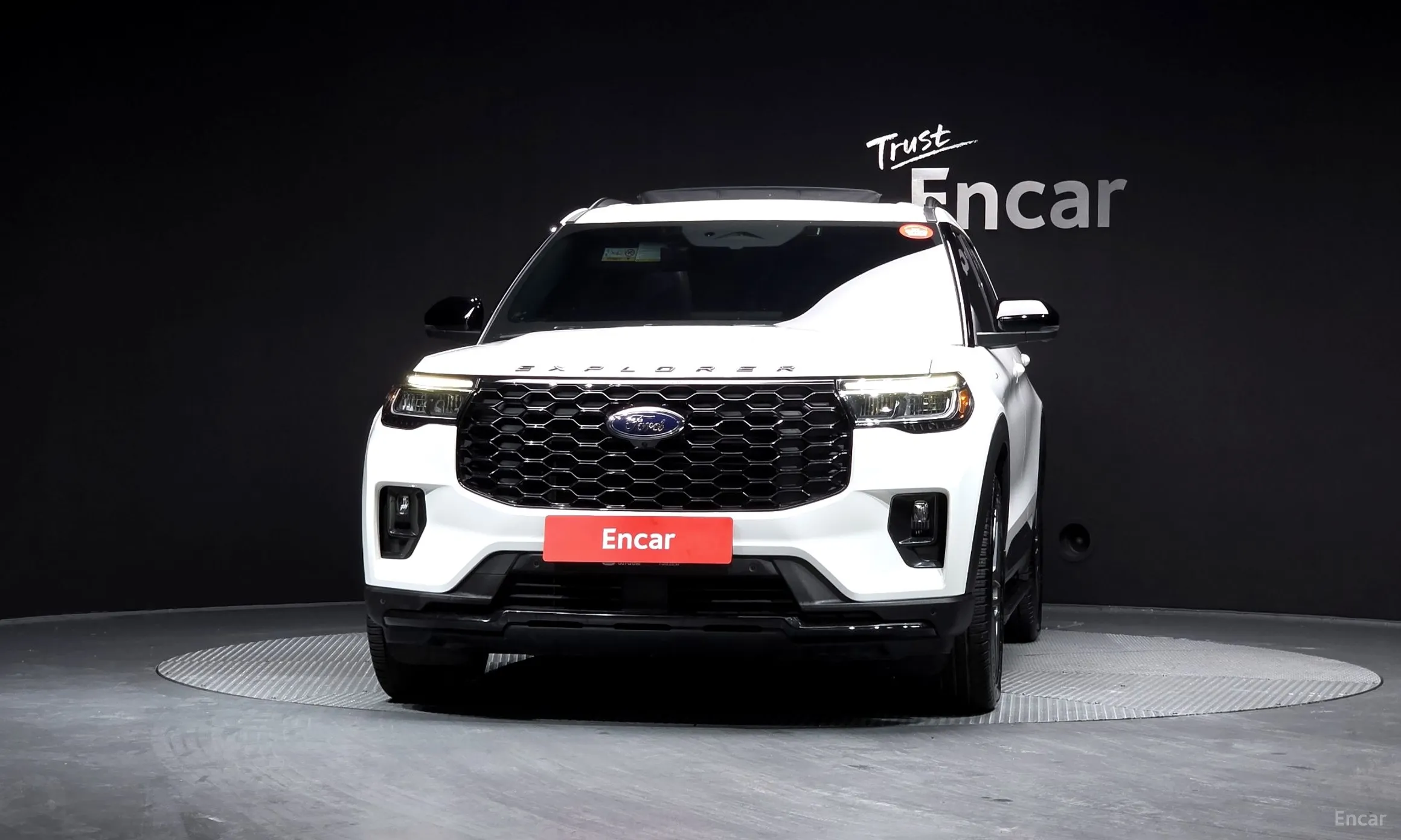 Ford Explorer 6th Generation превью 3