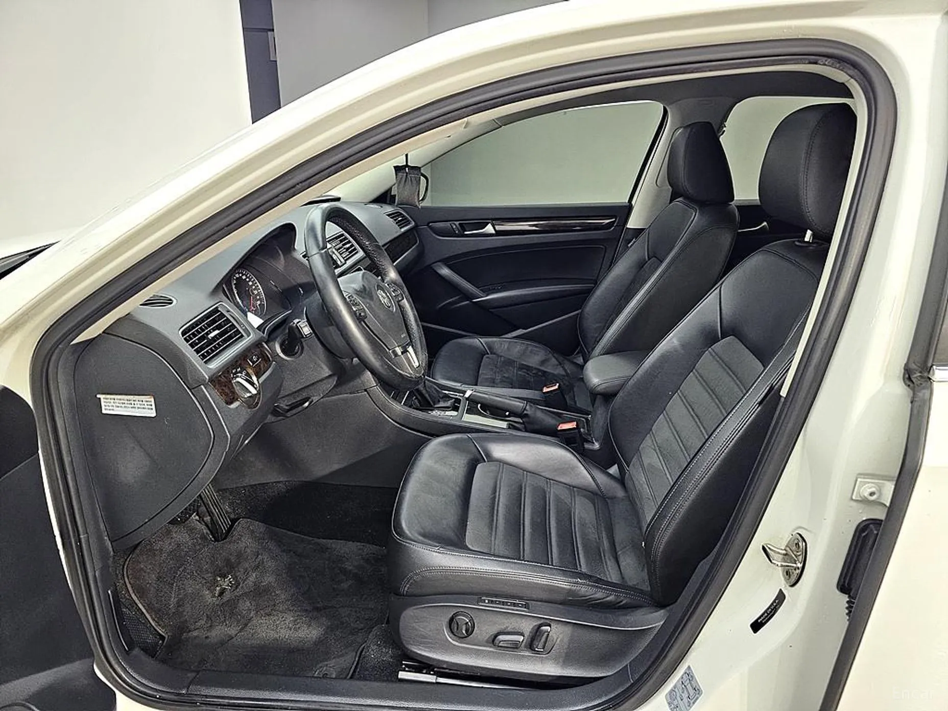 Volkswagen The New Passat превью 8