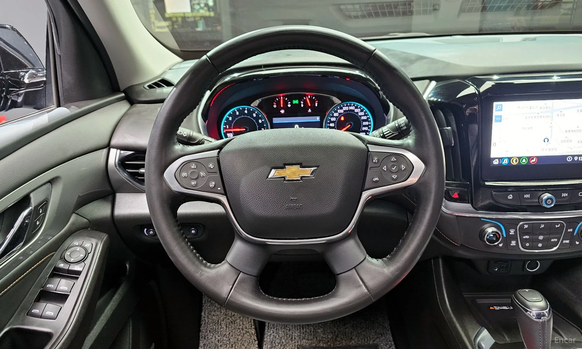 Chevrolet (GM Daewoo) Traverse превью 13