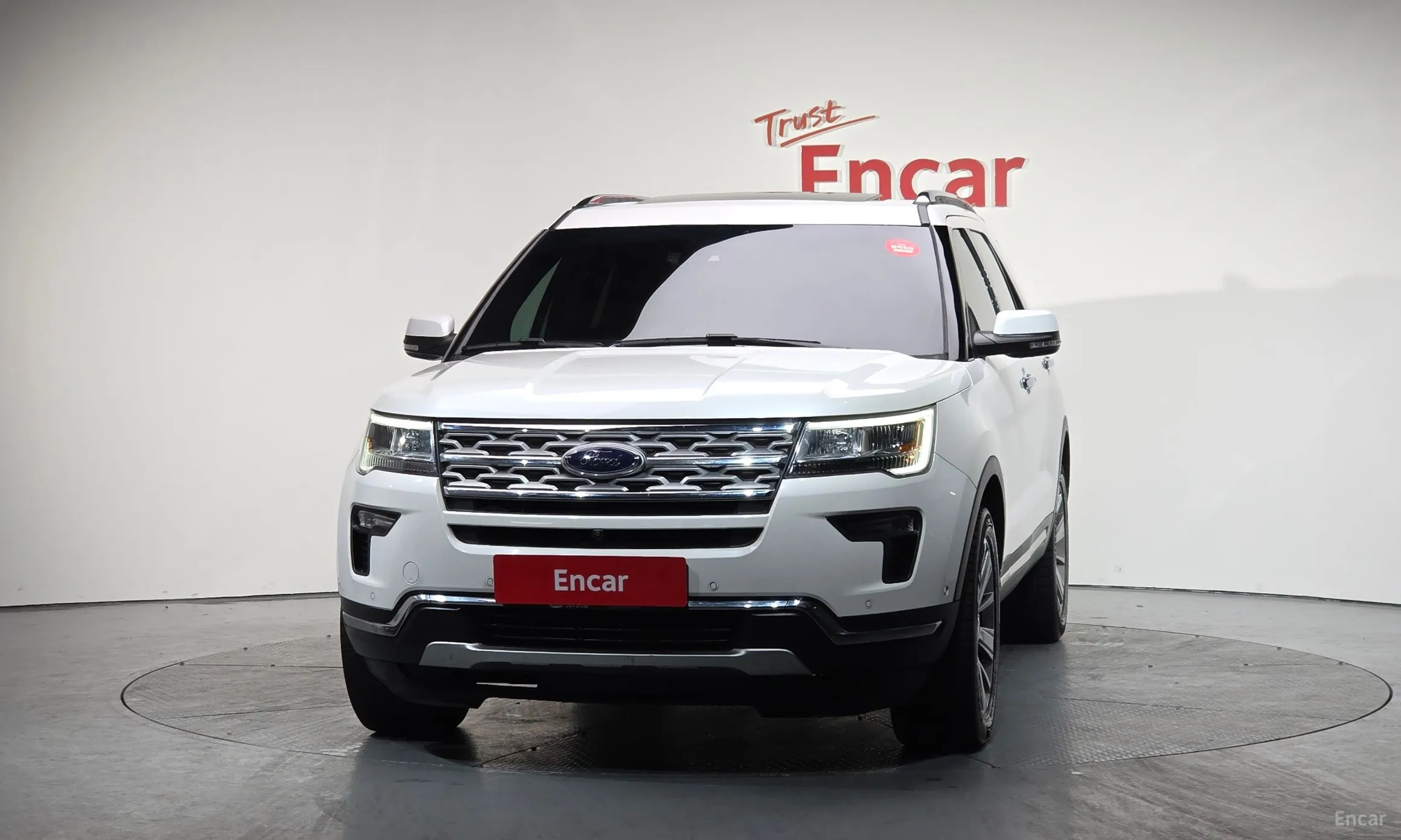 Ford Explorer превью 3