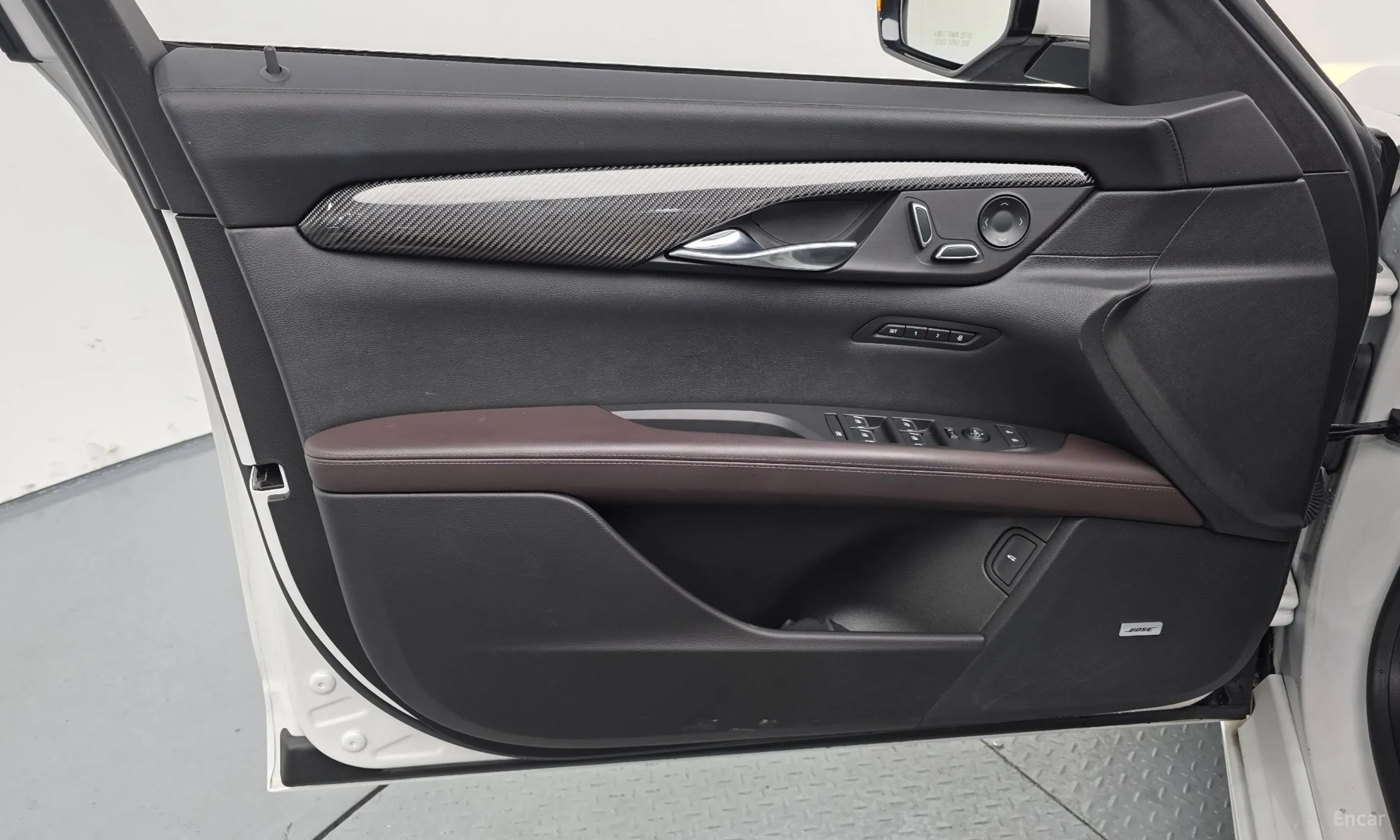 Cadillac CT6 превью 18