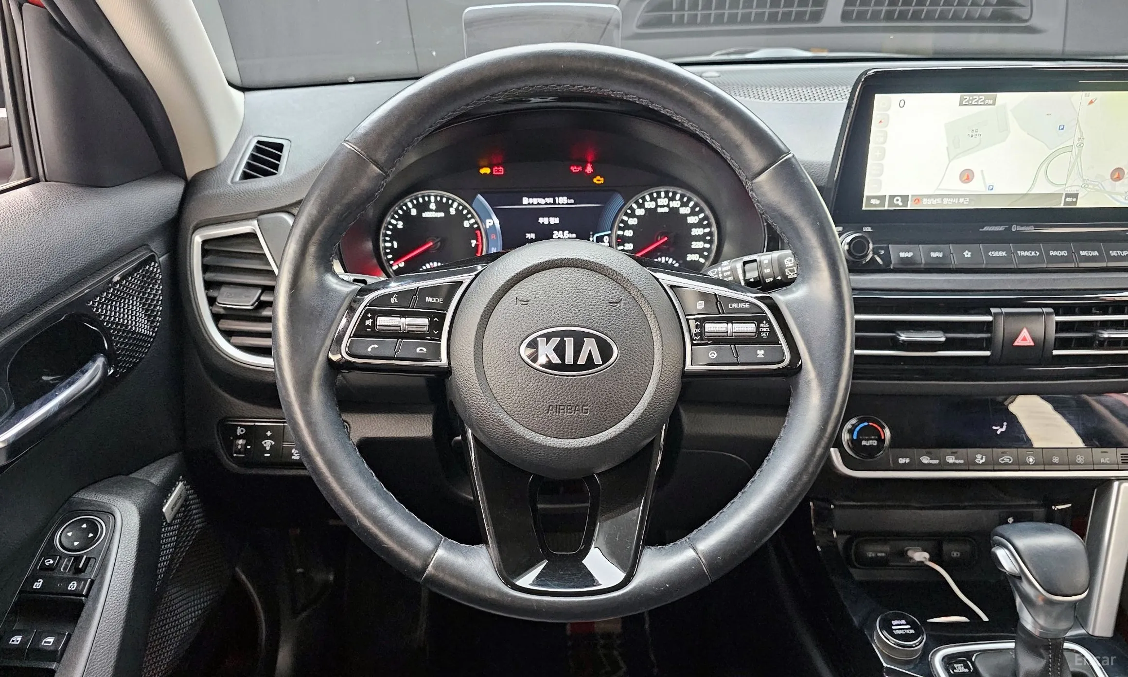 Kia Seltos превью 13