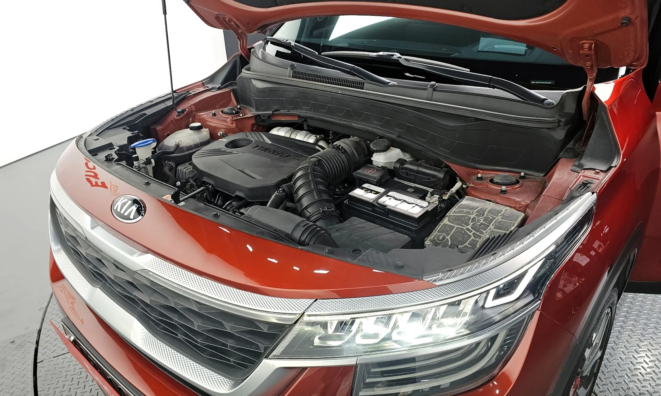 Kia Seltos превью 6