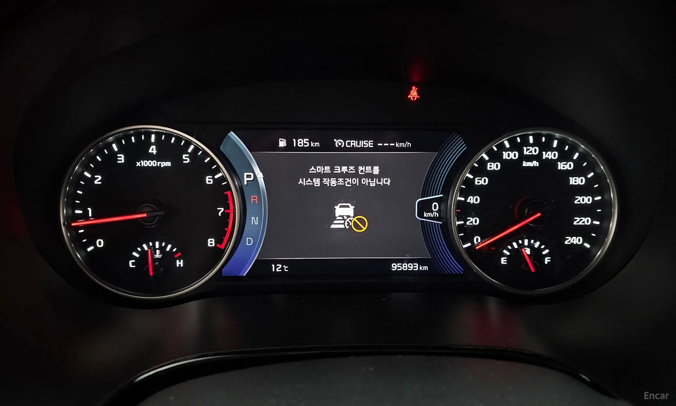 Kia Seltos превью 8