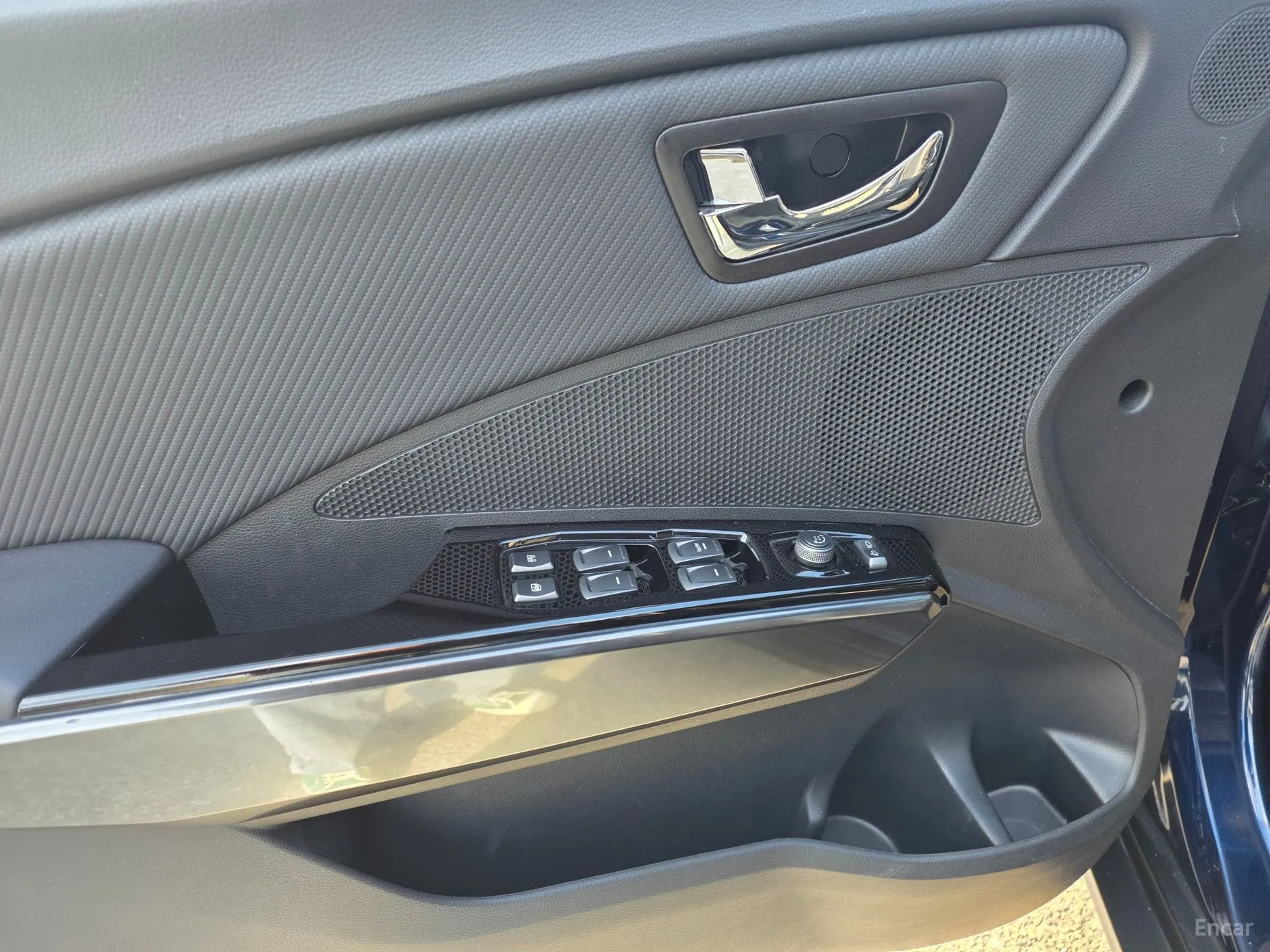 KG Mobility (SsangYong) Berry New Tivoli превью 14