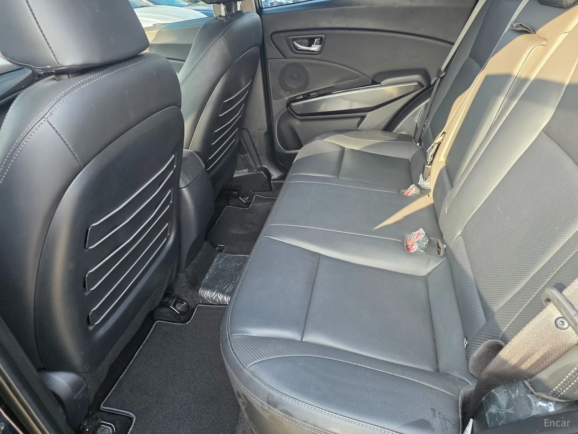 KG Mobility (SsangYong) Berry New Tivoli превью 17