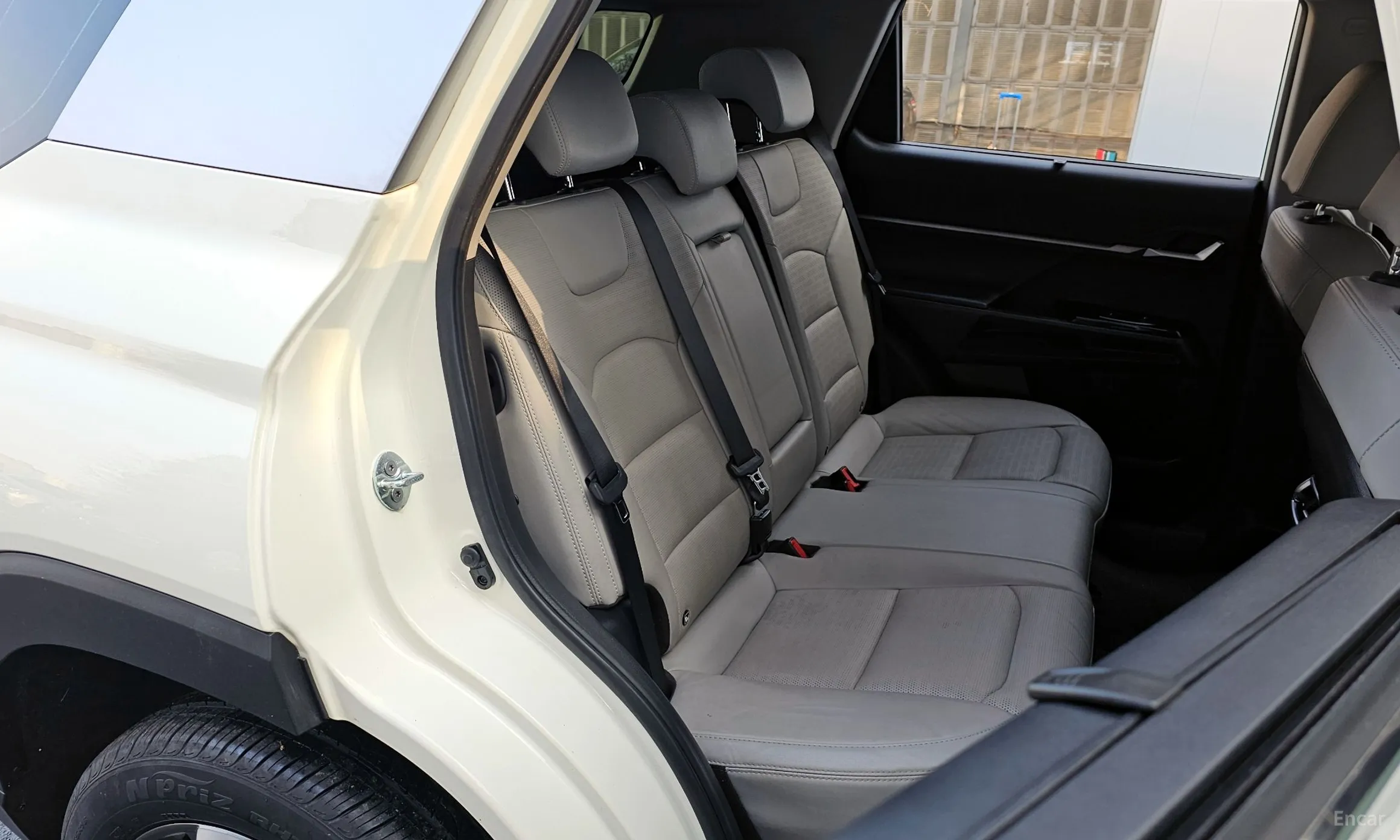 KG Mobility (SsangYong) Torres превью 12