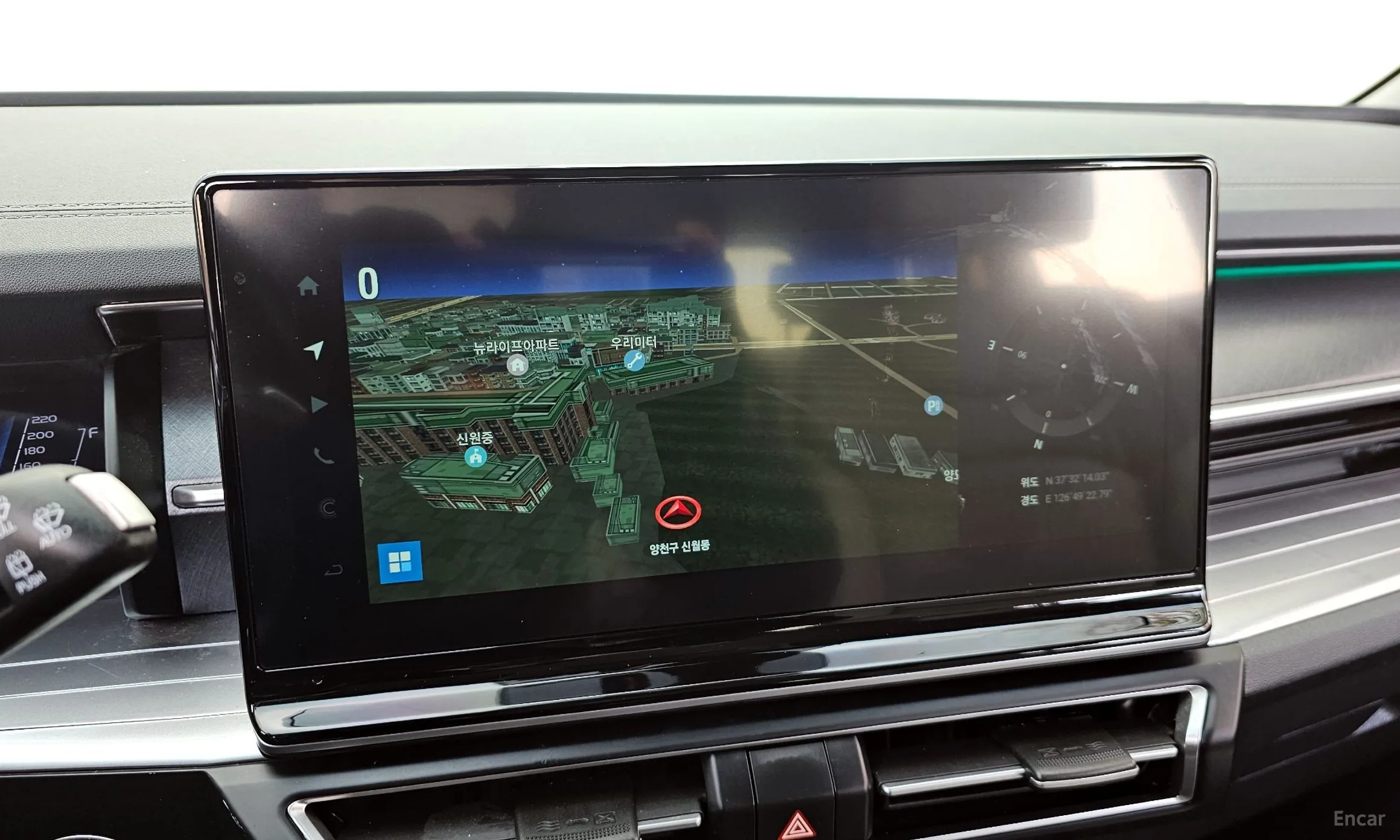 KG Mobility (SsangYong) Torres превью 14
