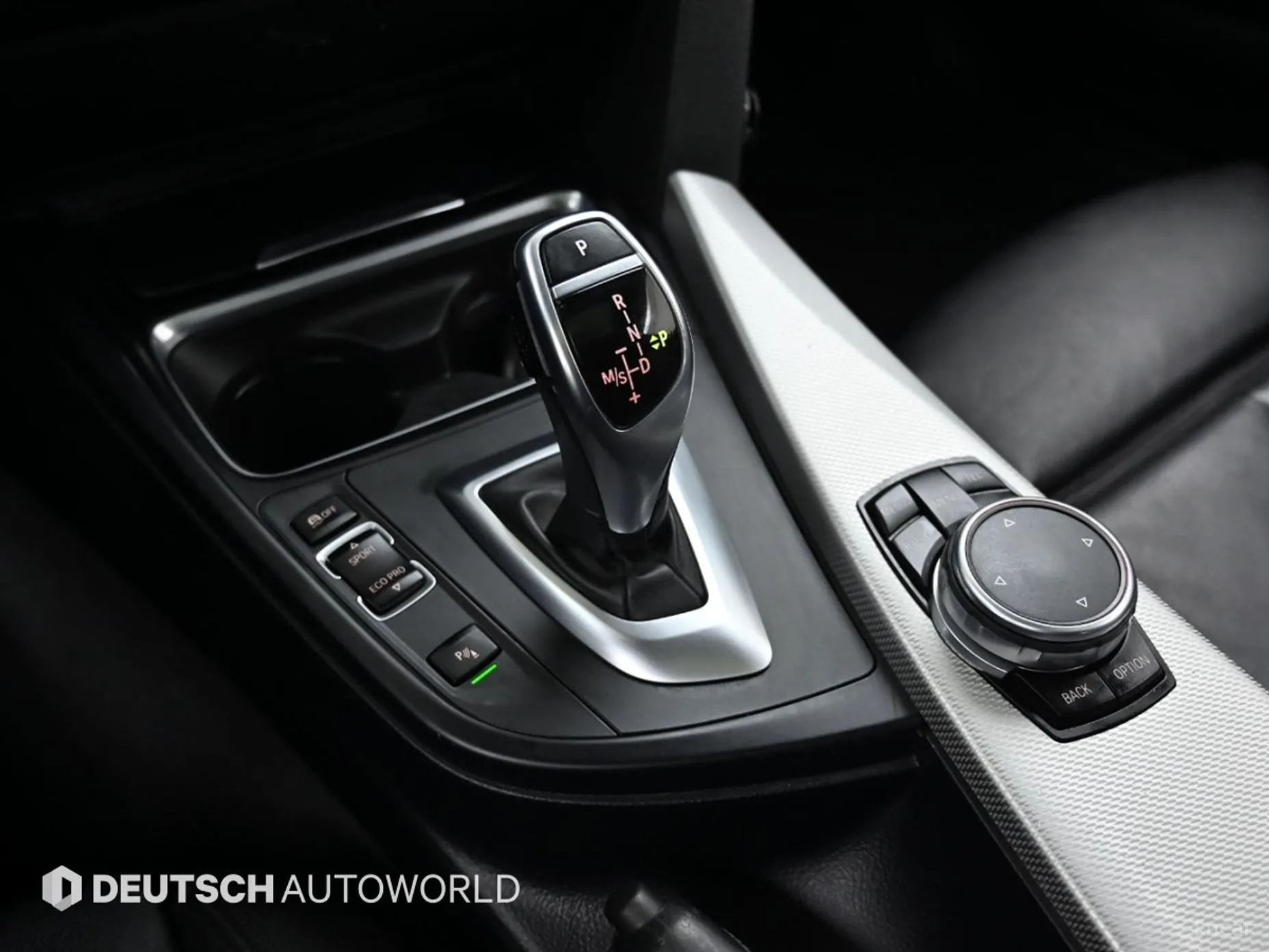 BMW Series 4 (F32) превью 9