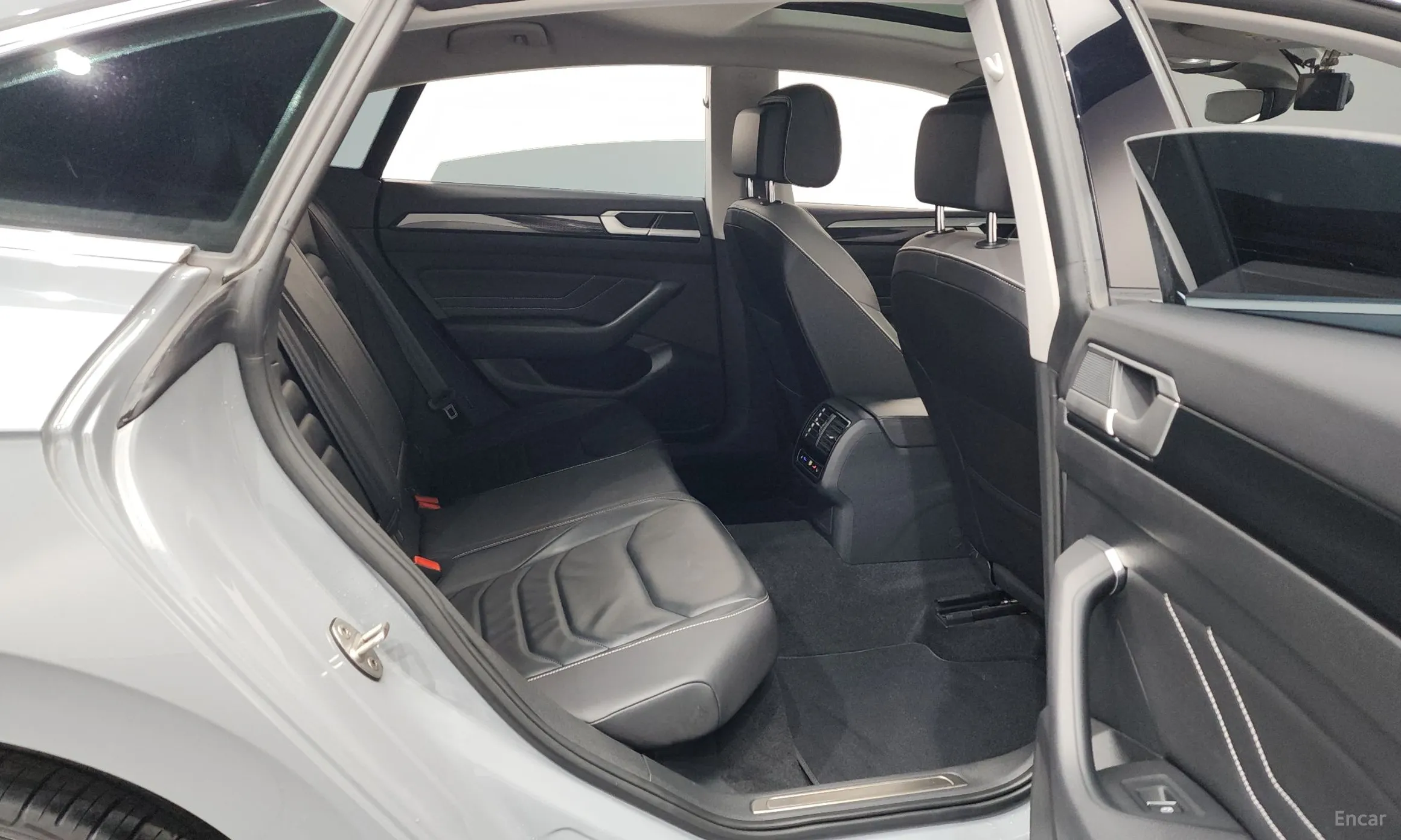 Volkswagen Ateon превью 12