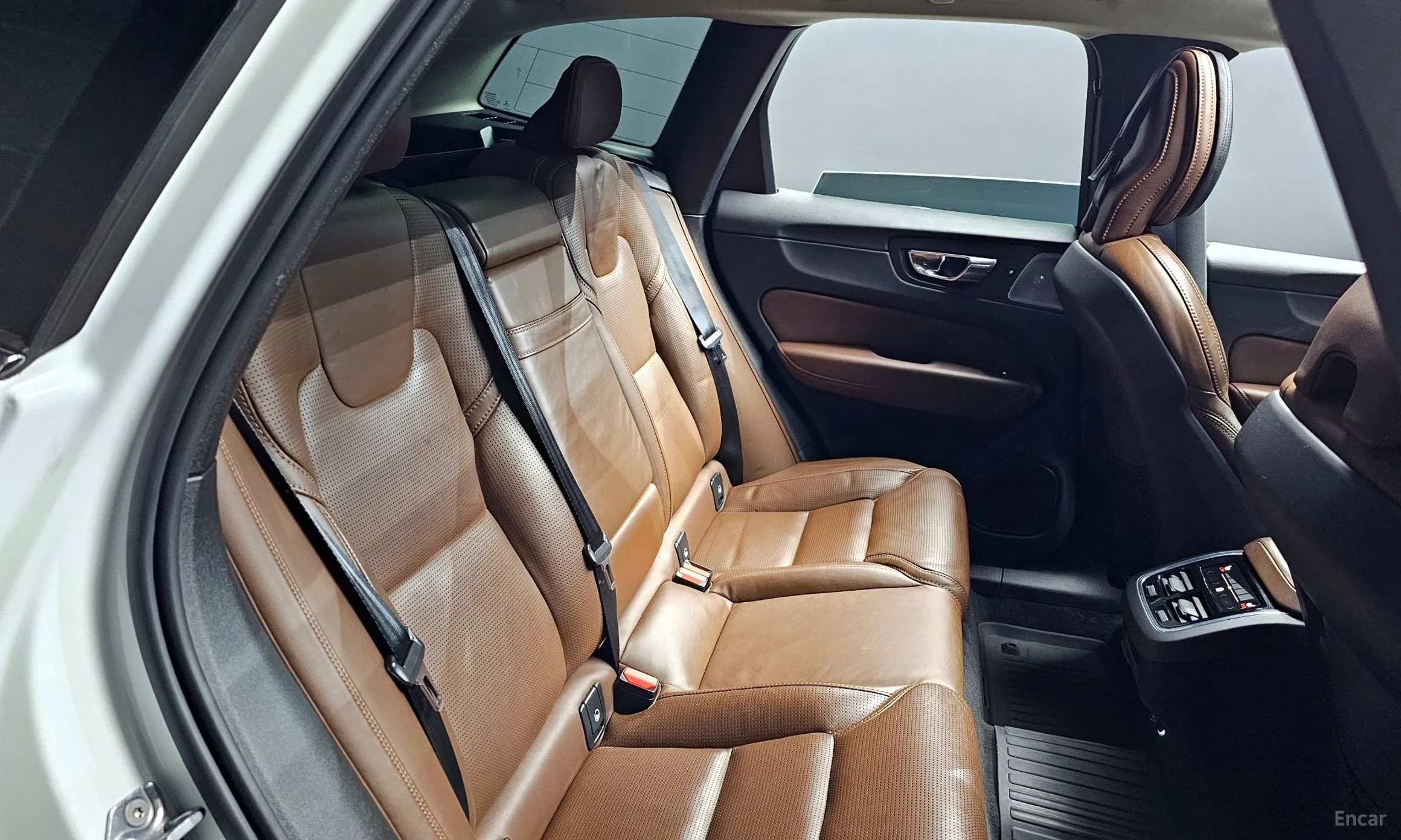 Volvo XC60 Gen 2 превью 12