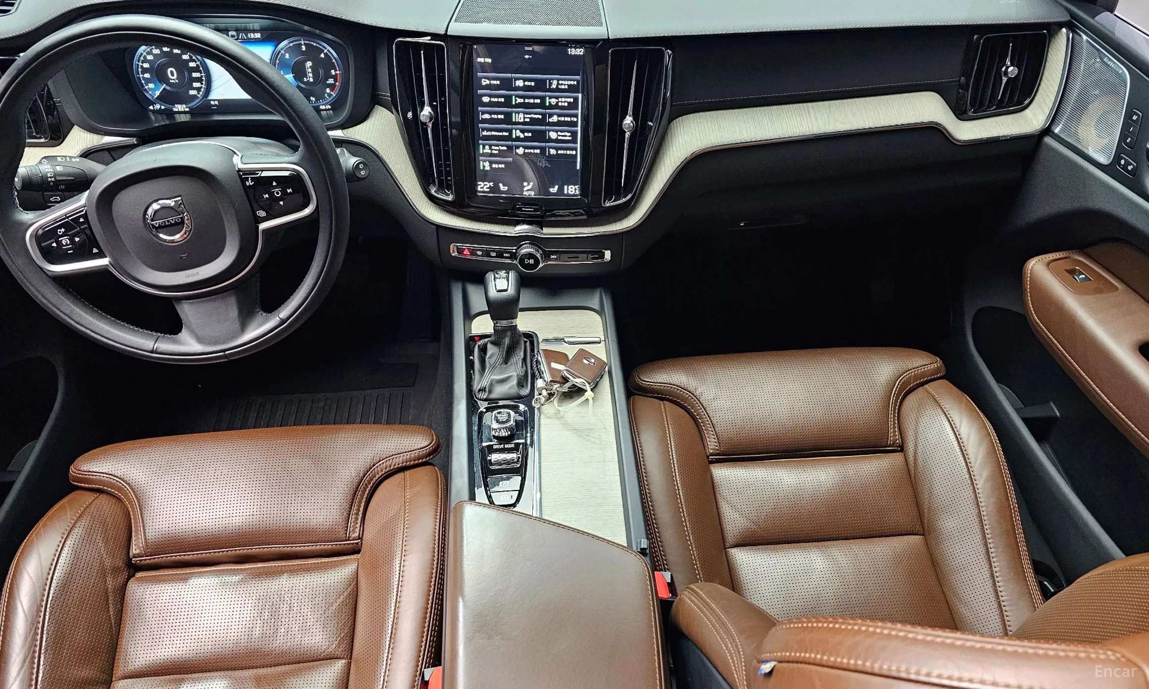 Volvo XC60 Gen 2 превью 7