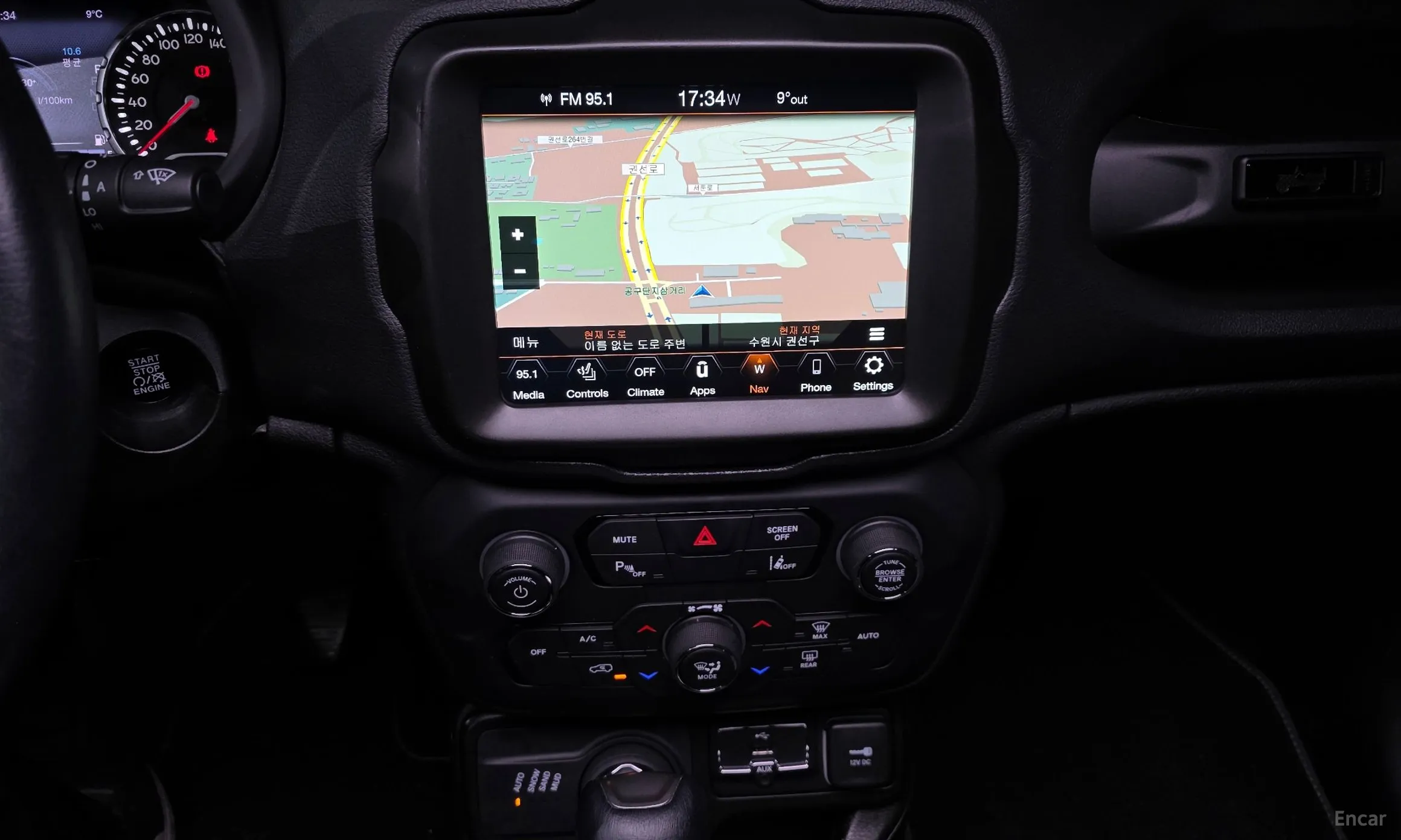 Jeep Renegade превью 14