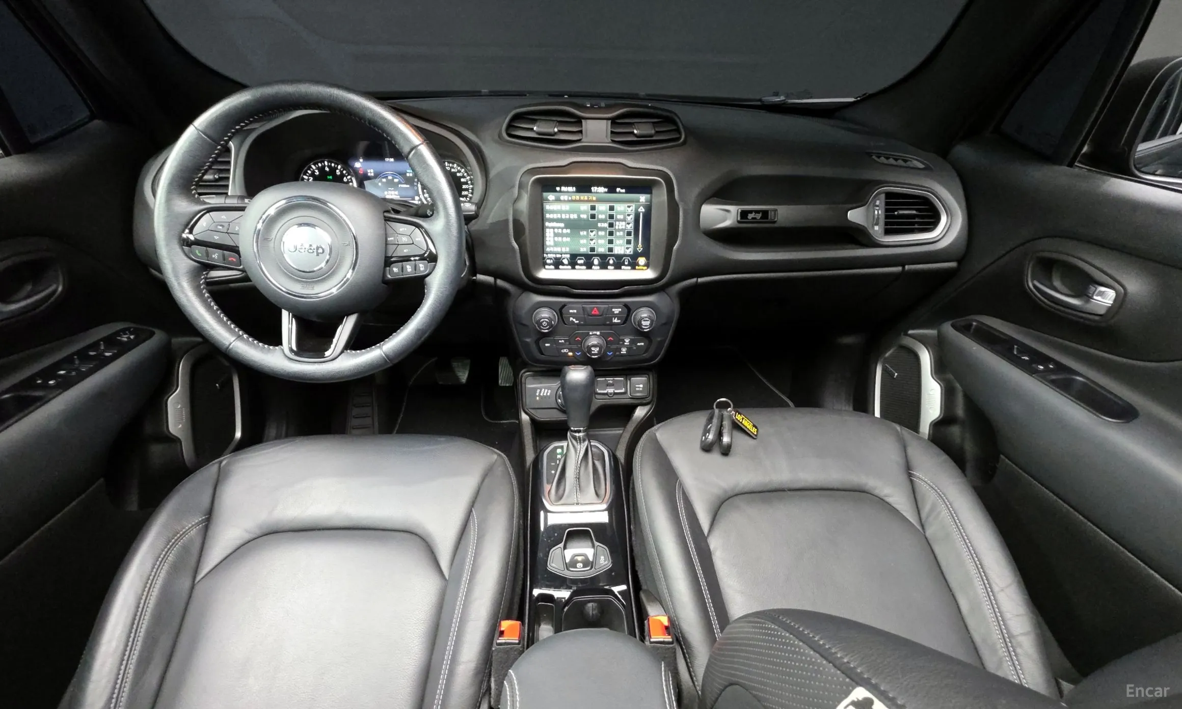 Jeep Renegade превью 7