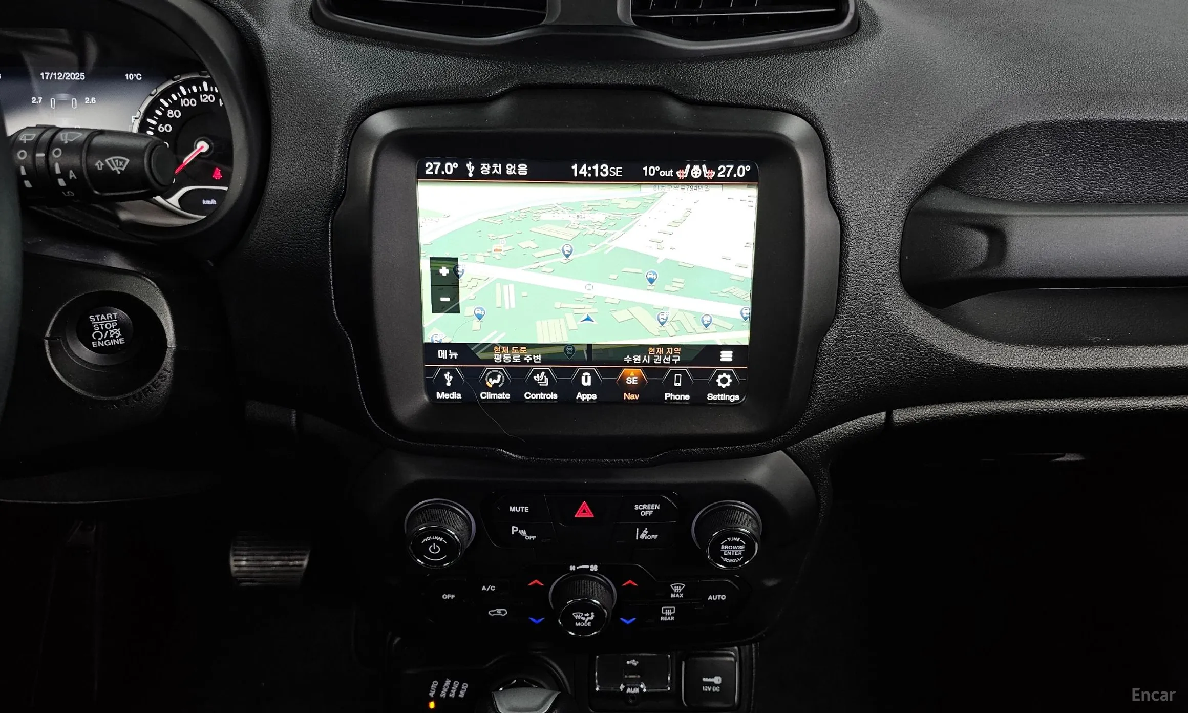 Jeep Renegade превью 14