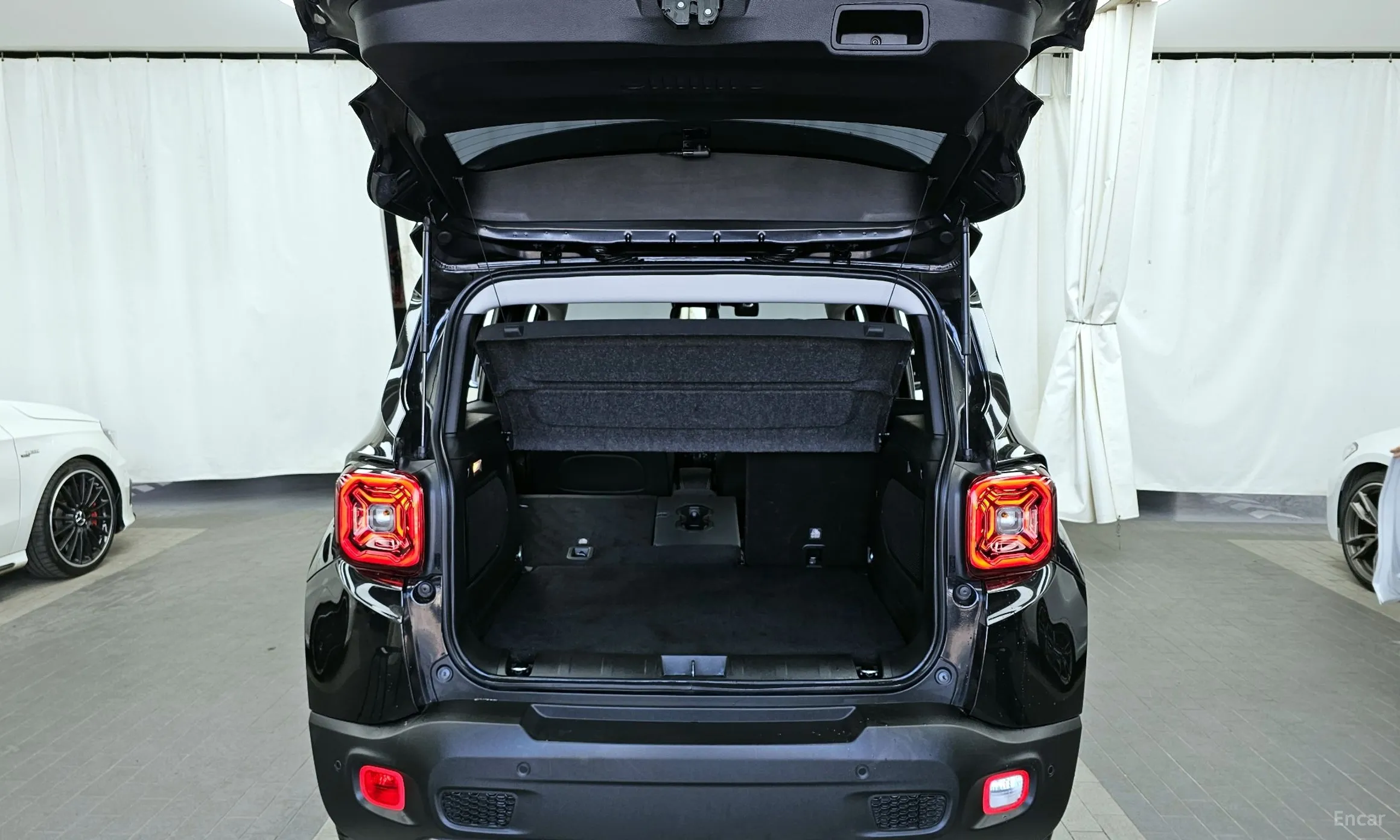 Jeep Renegade превью 20